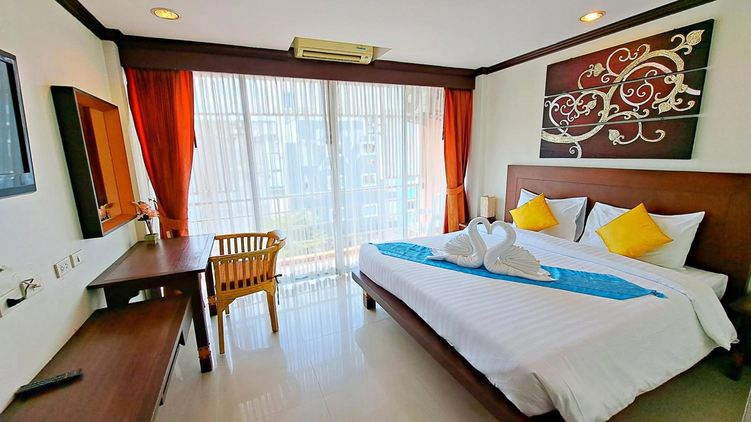 Bed in Southern Comfort Patong