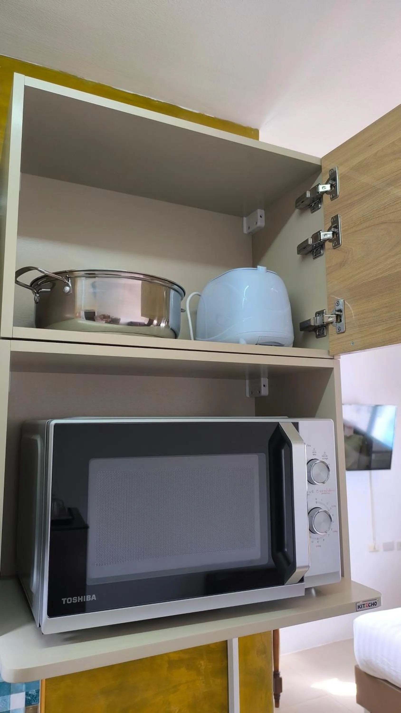 Kitchen or kitchenette in Southern Comfort Patong