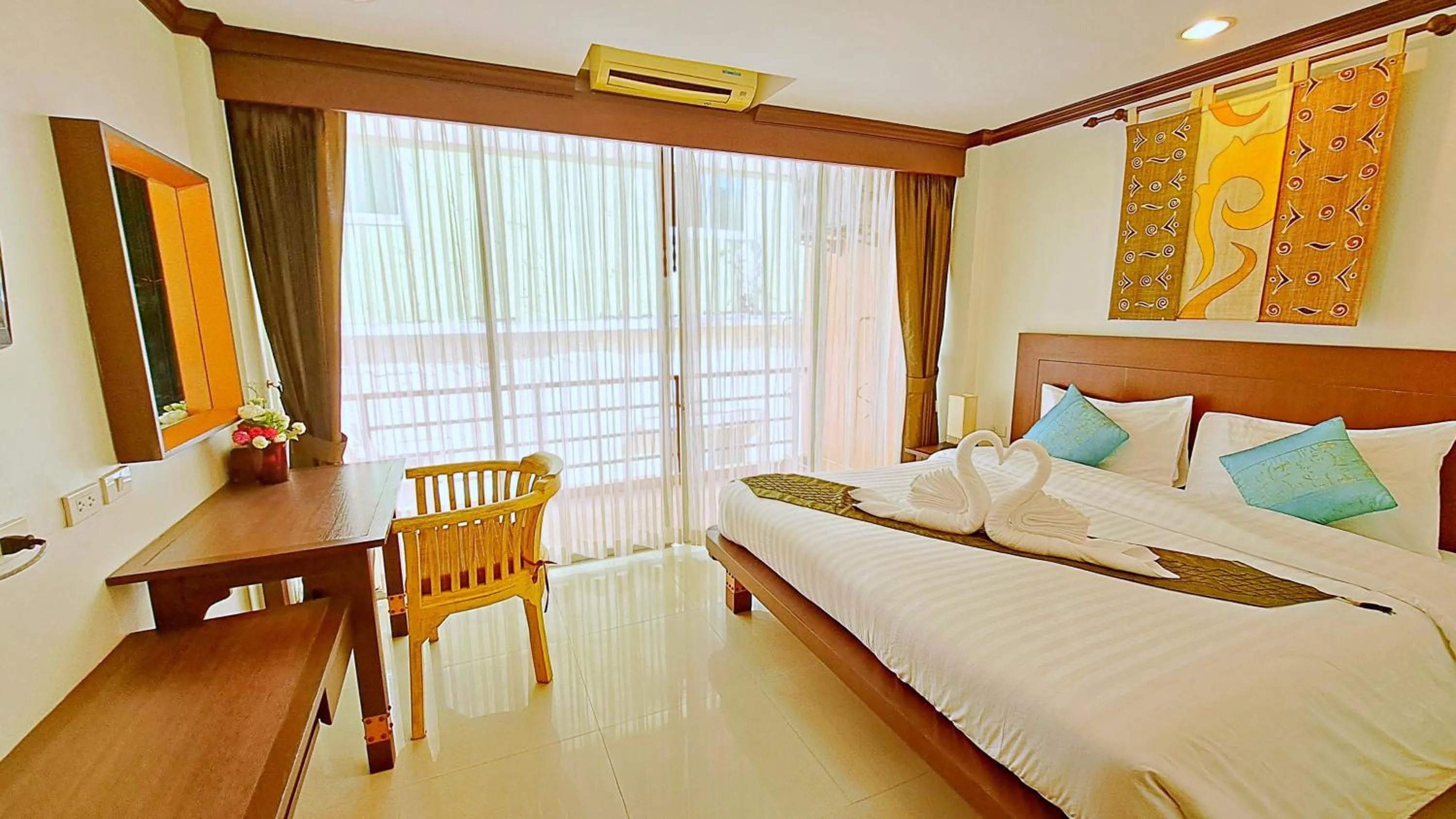 Bed in Southern Comfort Patong
