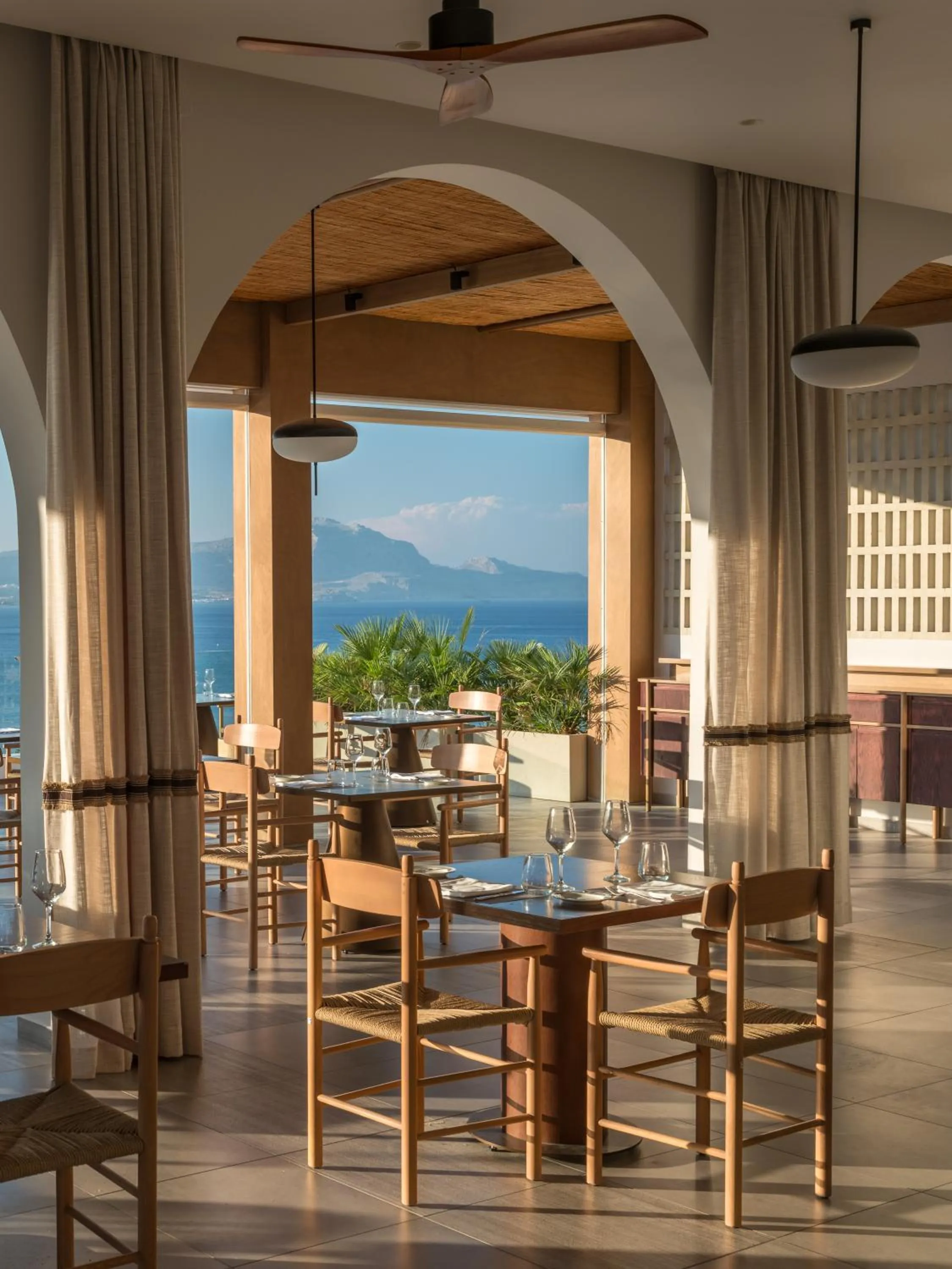 Restaurant/places to eat in Lindos Mare, Seaside Hotel