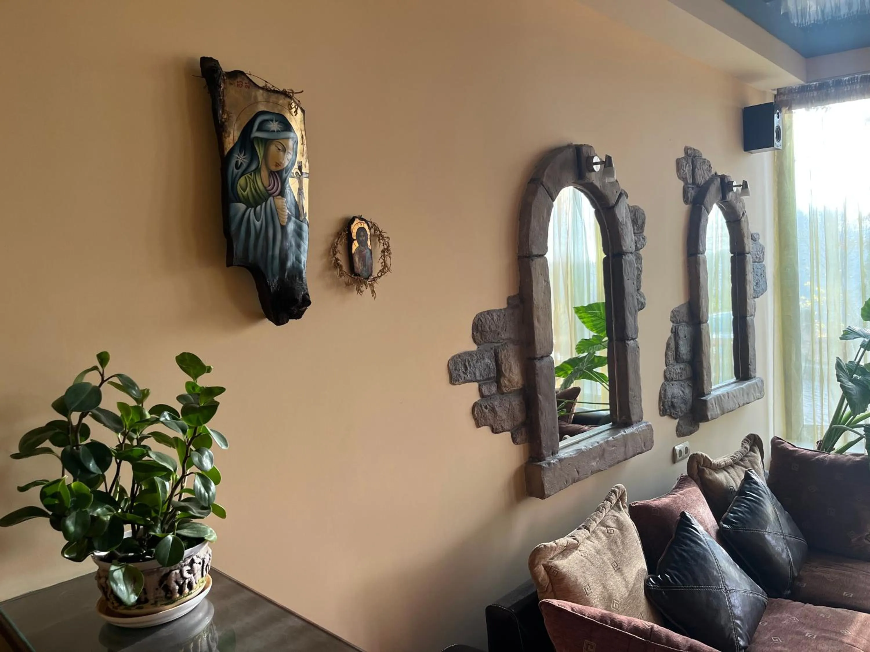 Living room in HOTEL BOLYARI