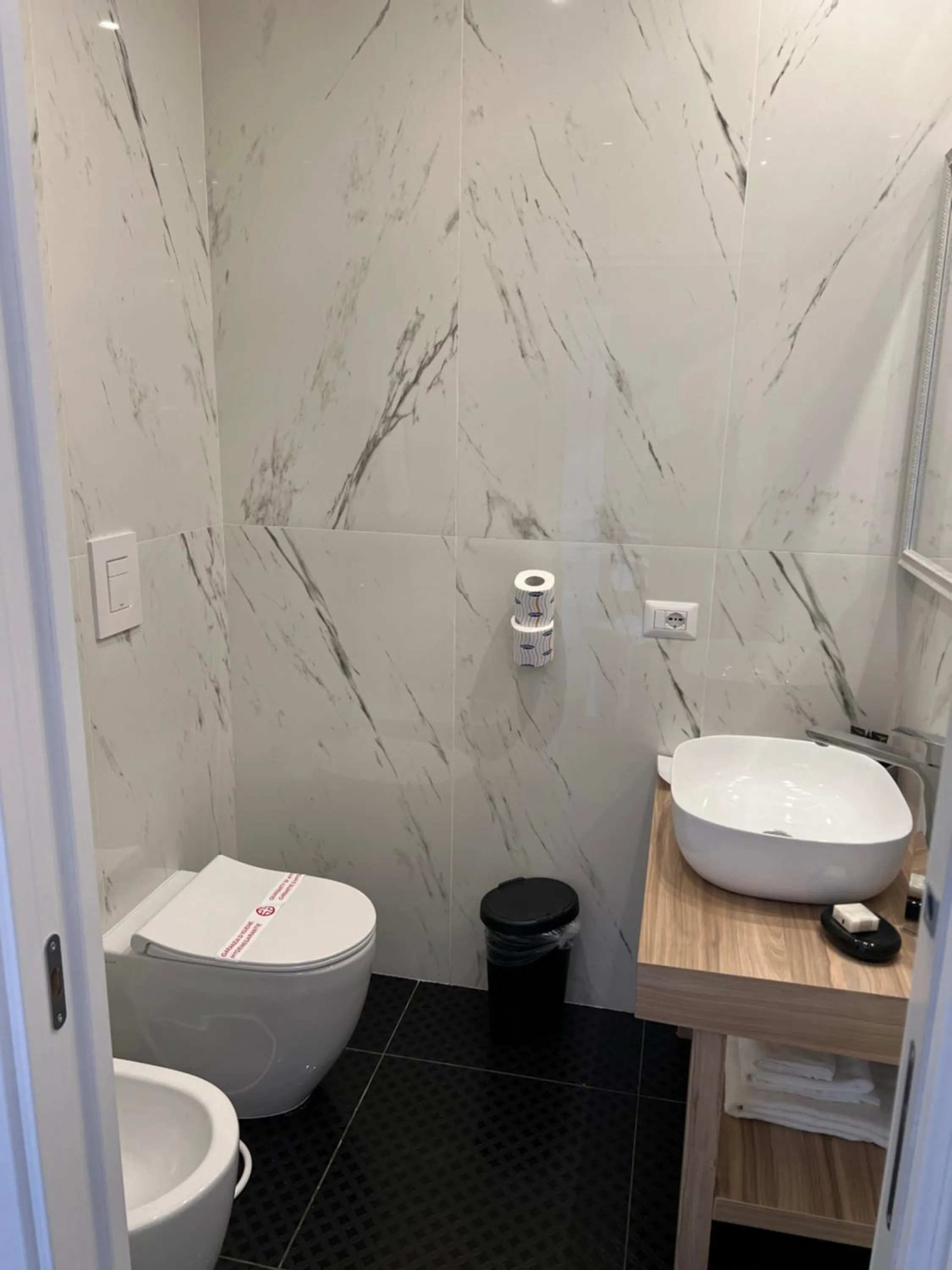 Bathroom in Luna Luxury Bed and Breakfast