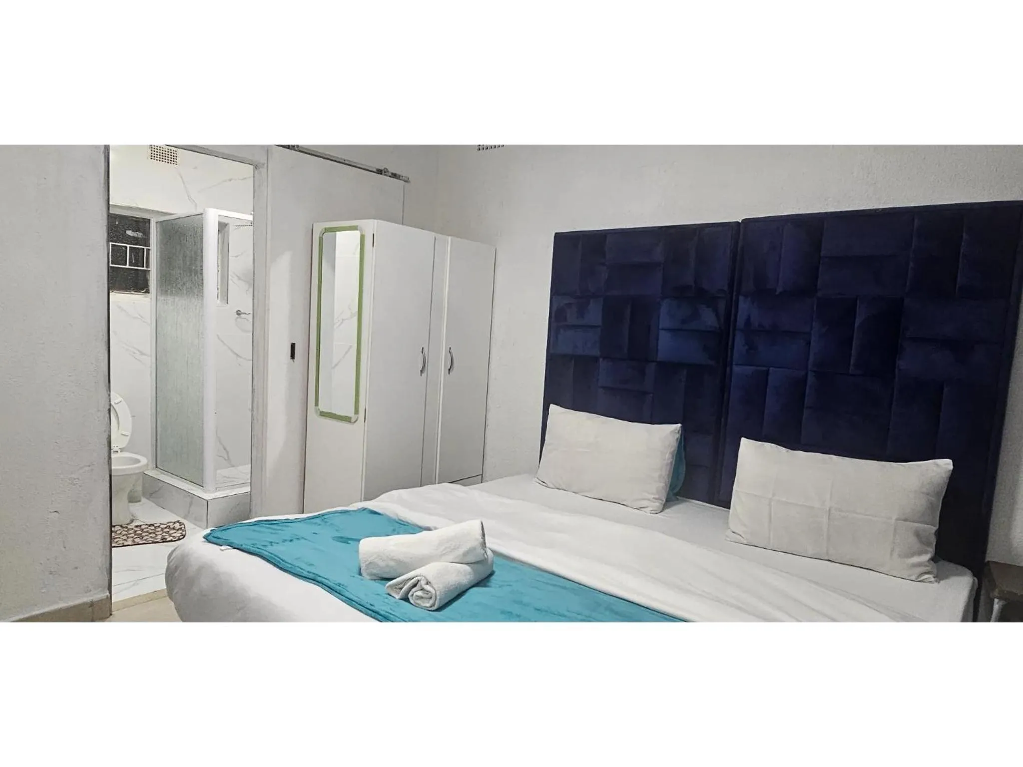 Bed in Goshen Lodge Fitzroy