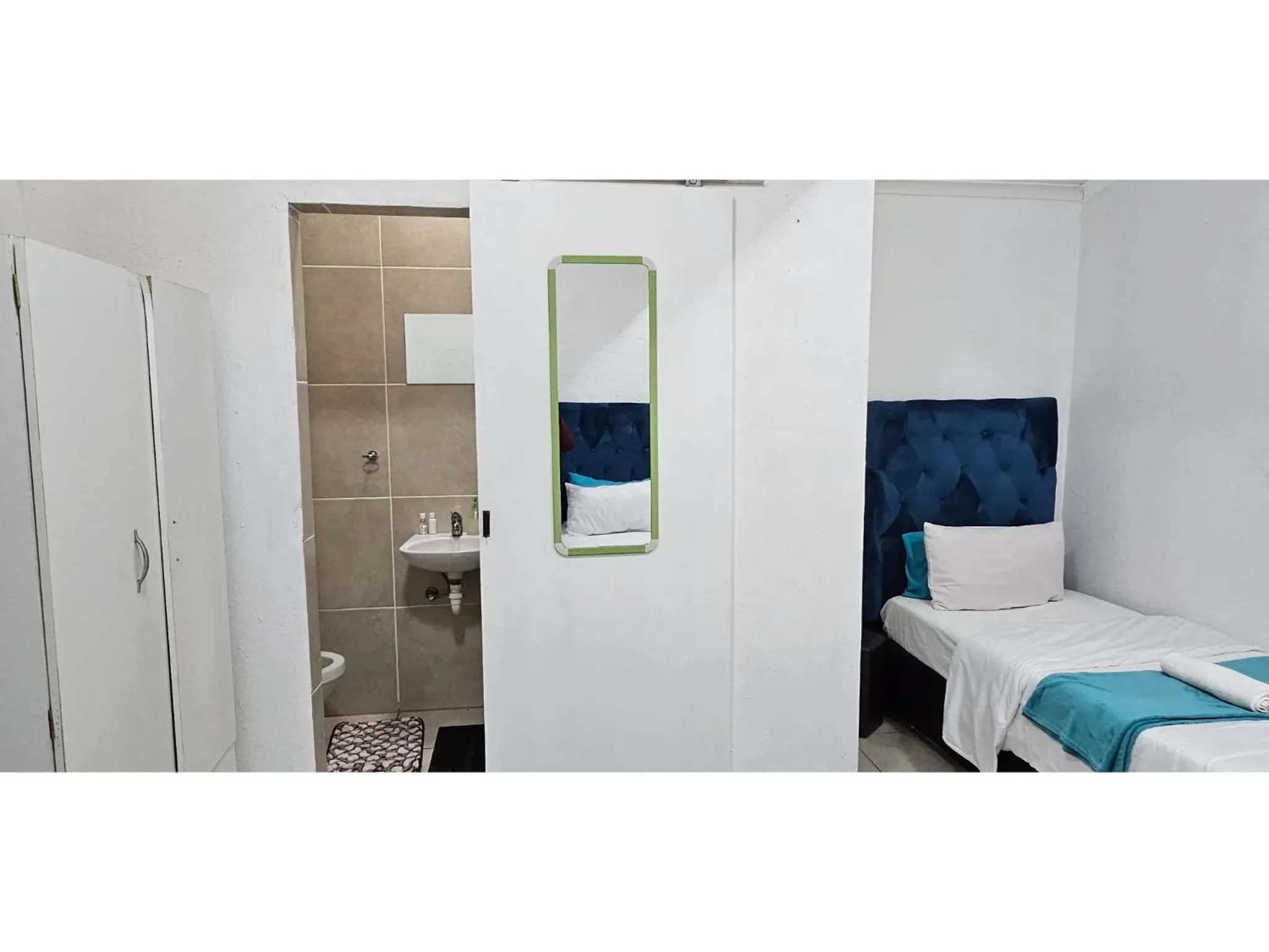 Bed in Goshen Lodge Fitzroy