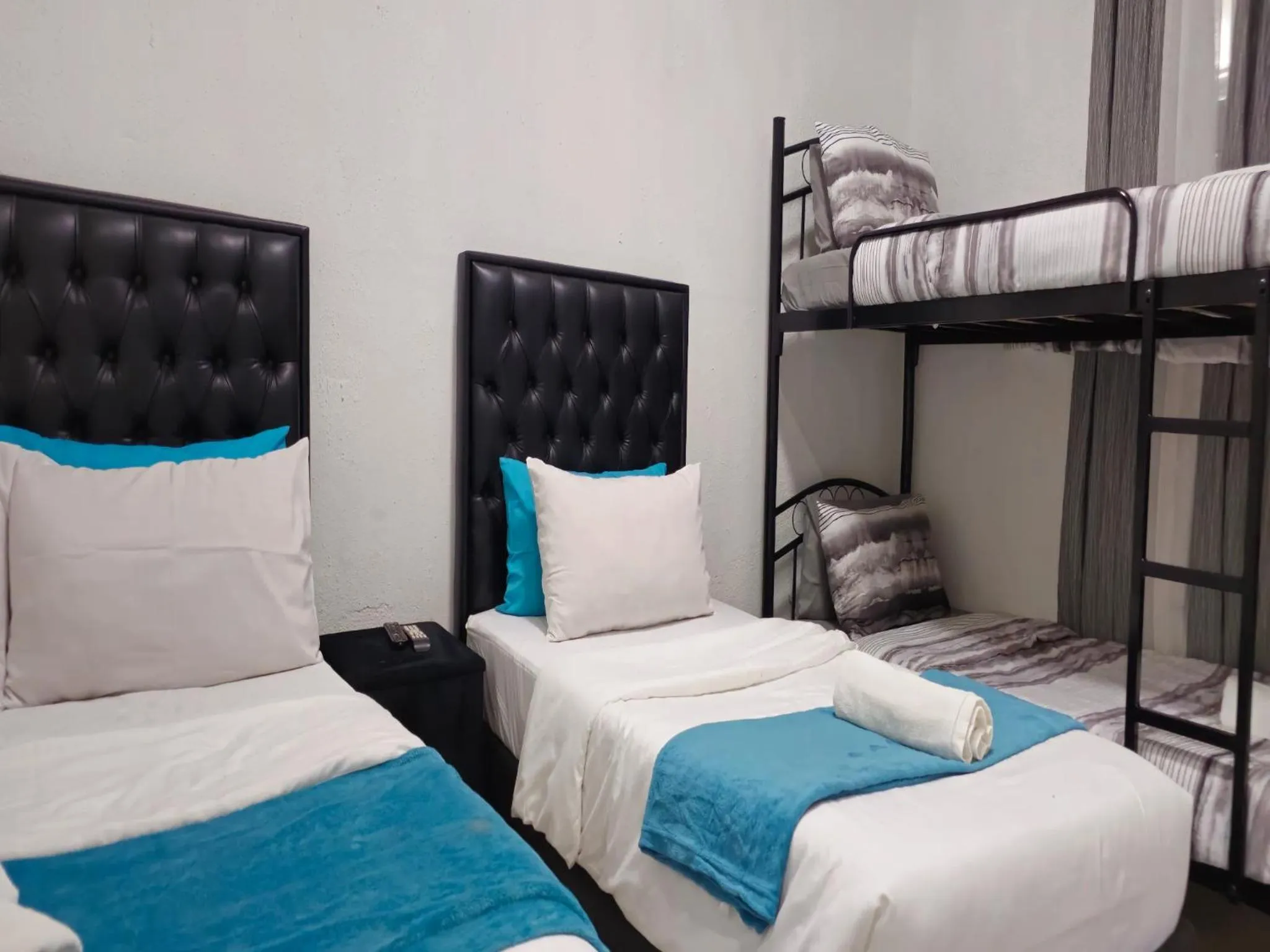 Bed in Goshen Lodge Fitzroy