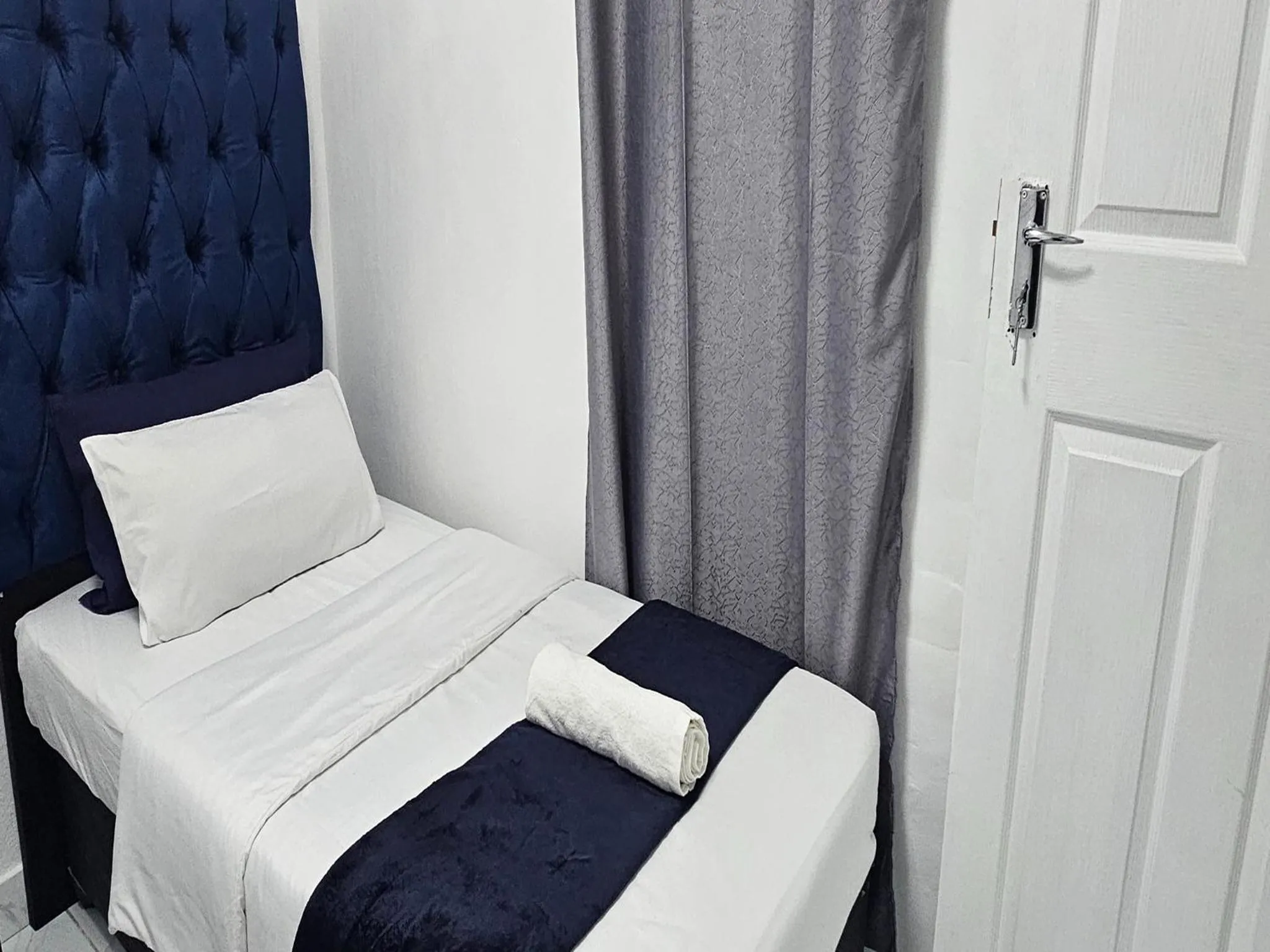 Bed in Goshen Lodge Fitzroy