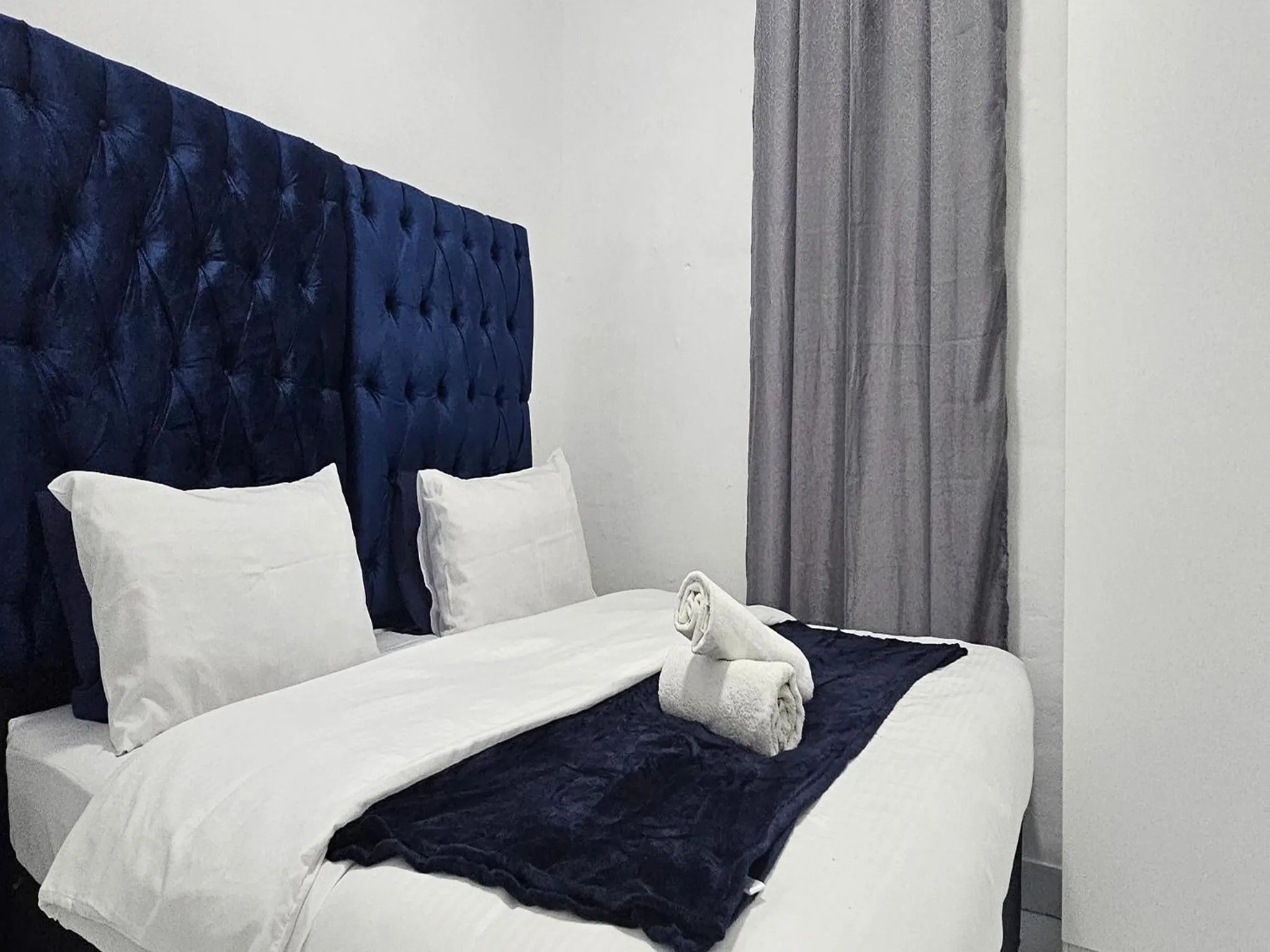 Bed in Goshen Lodge Fitzroy