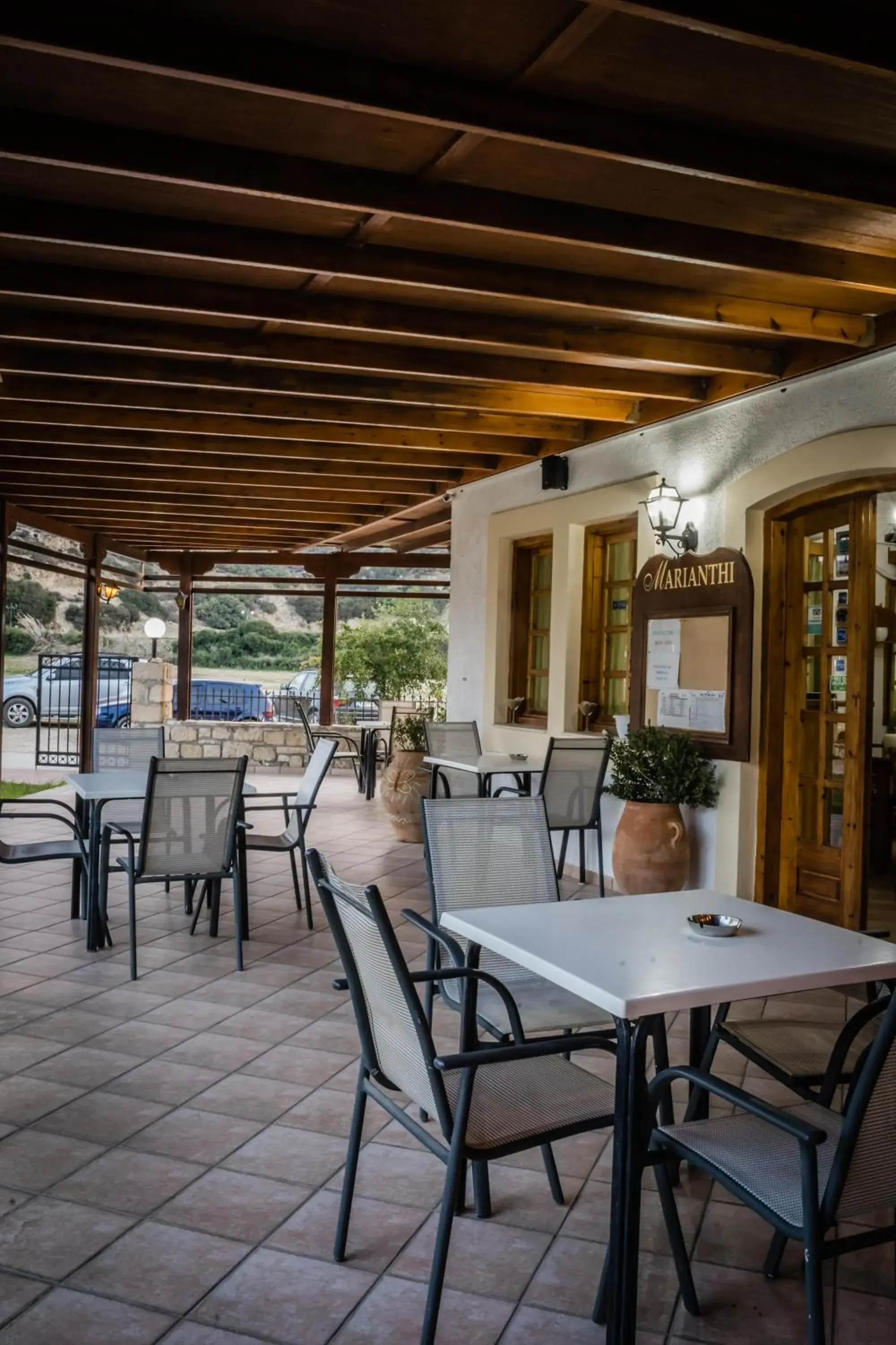 Restaurant/places to eat in Dimitris Villa Hotel Restaurant/places to eat in Dimitris Villa Hotel