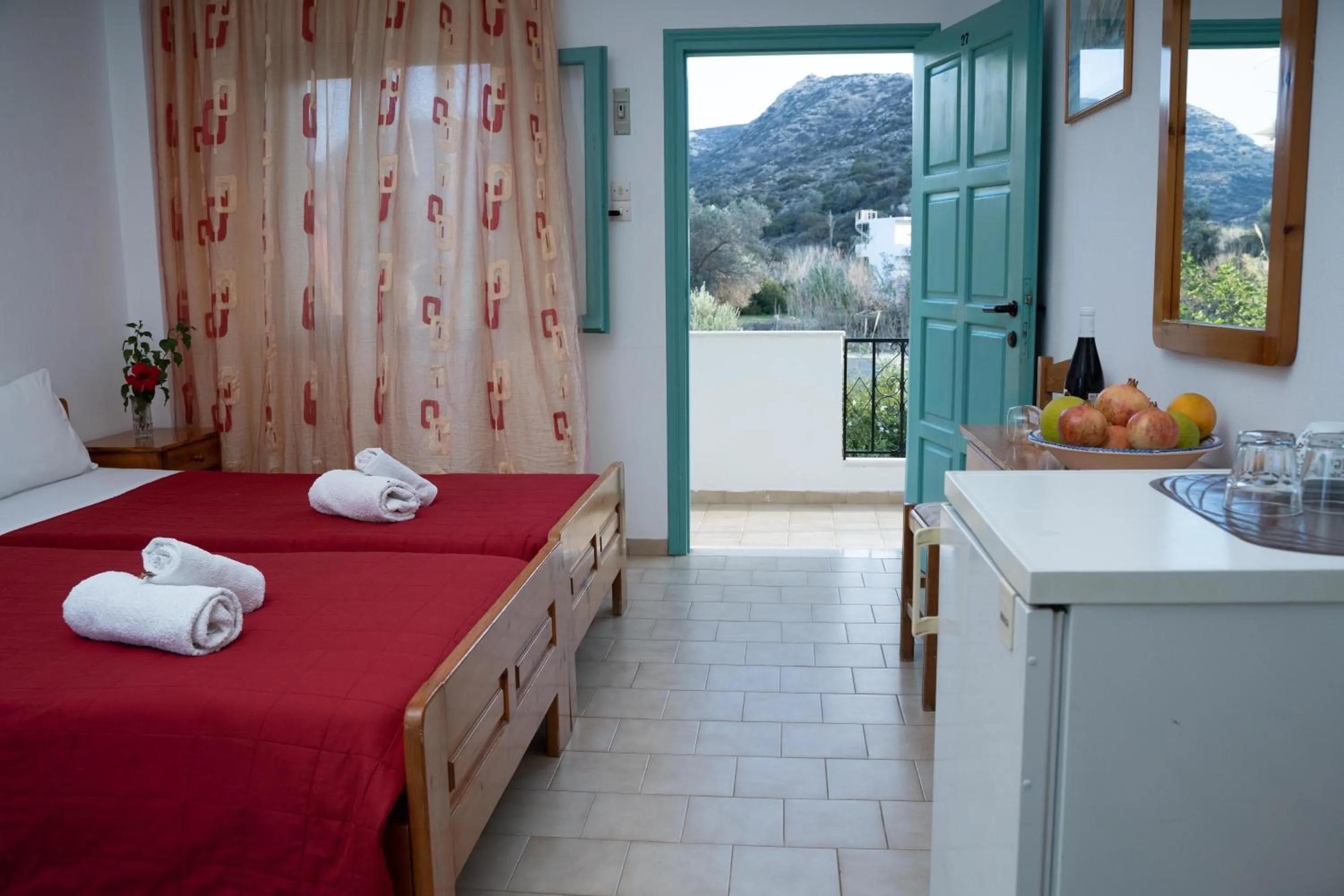 Photo of the whole room, Bed in Dimitris Villa Hotel