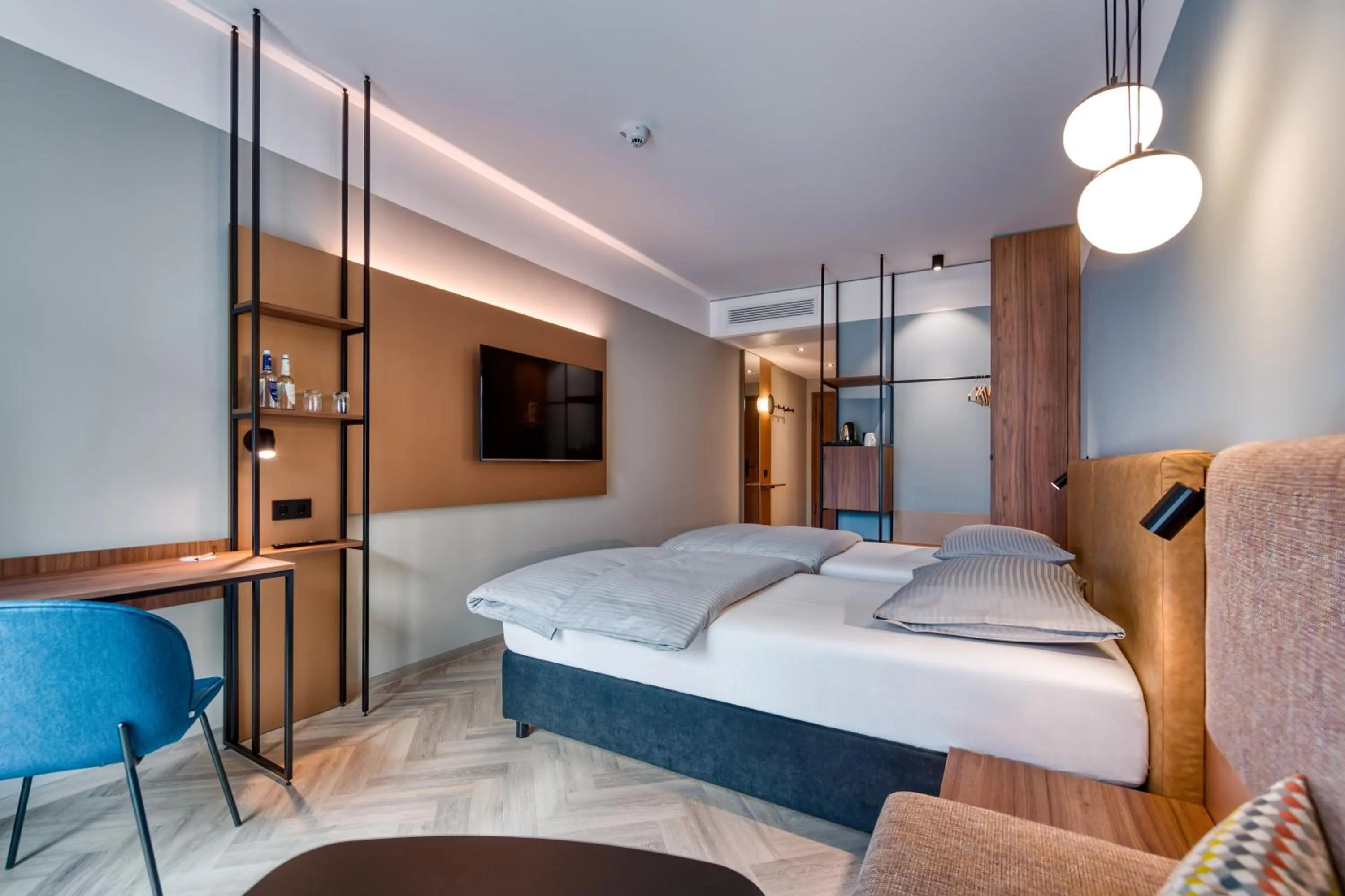 Photo of the whole room, Bed in Stadthotel Neumarkt Mitte