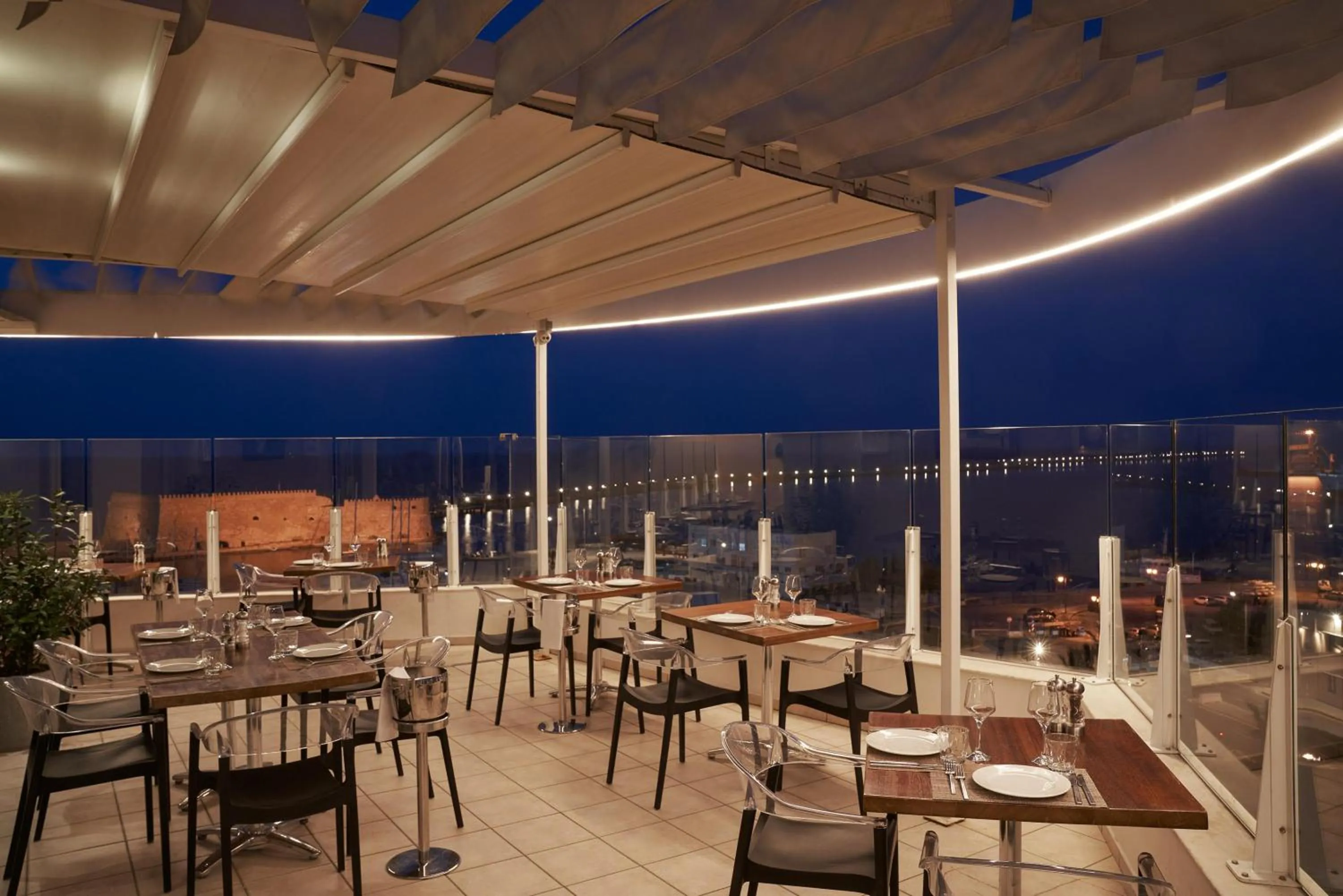 Restaurant/places to eat in Lato Boutique Hotel