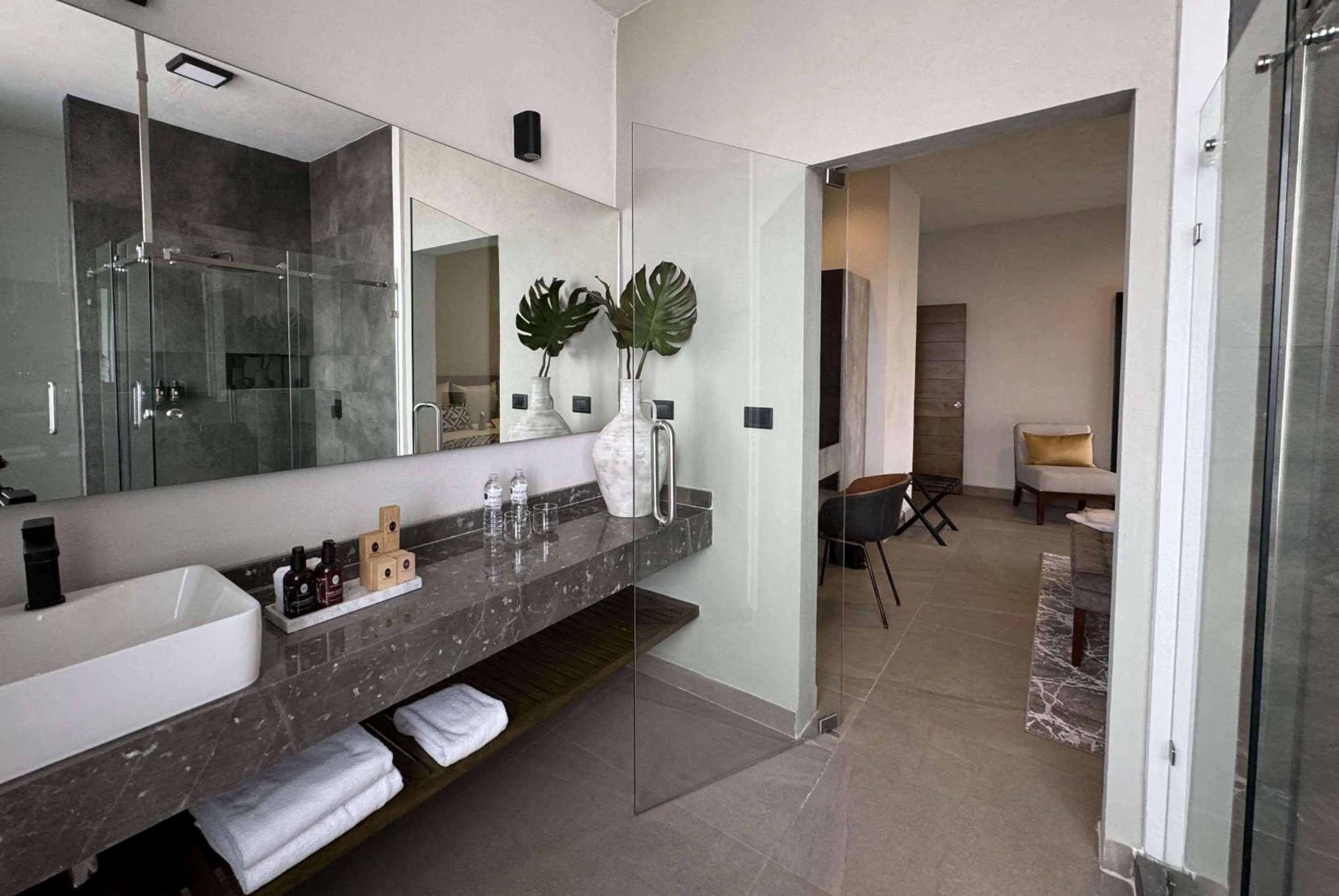 Photo of the whole room in Esplendor by Wyndham San Luis Potosi