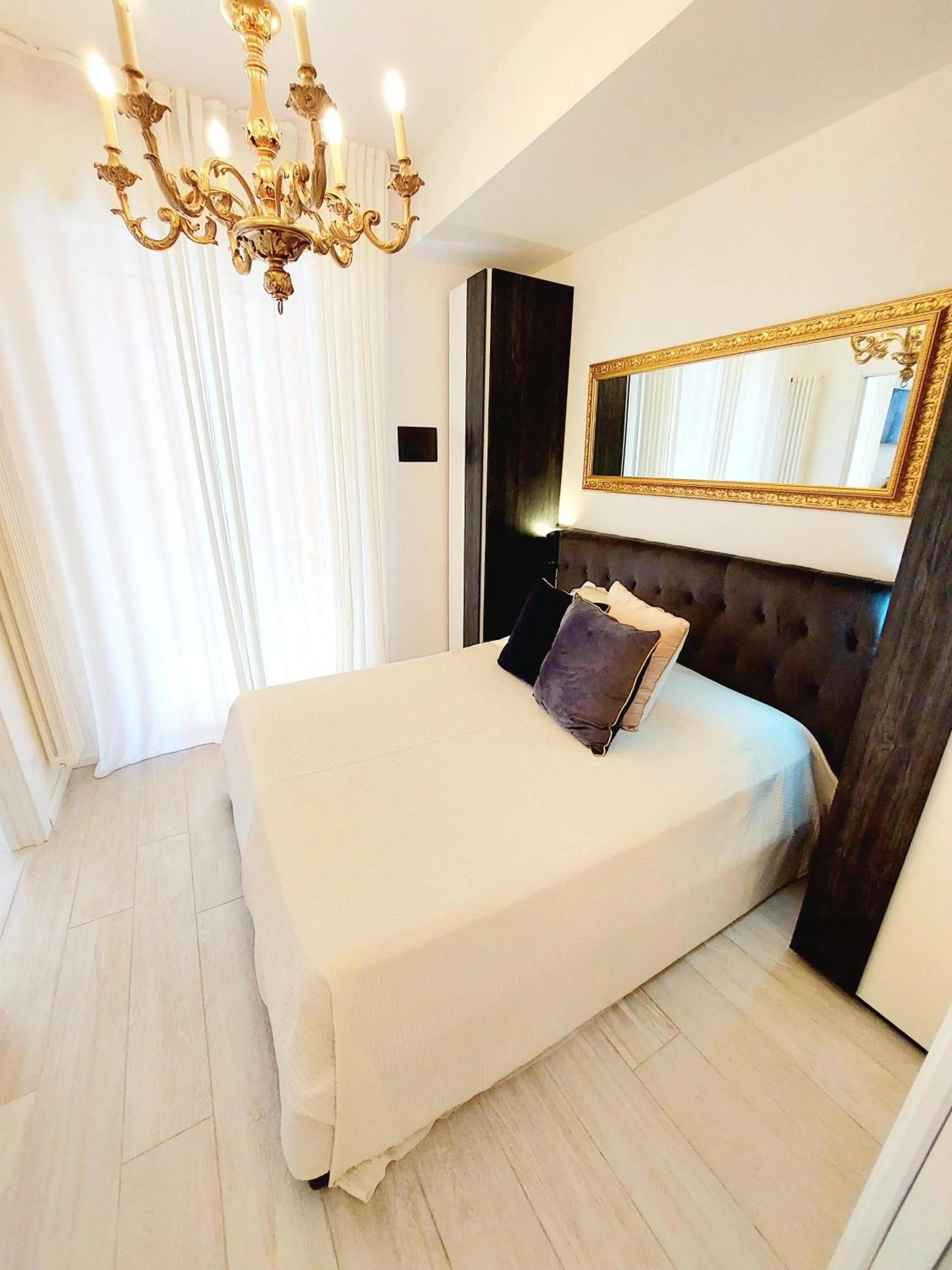 Piccolo Mondo Verona 'Deluxe Suite & Rooms'