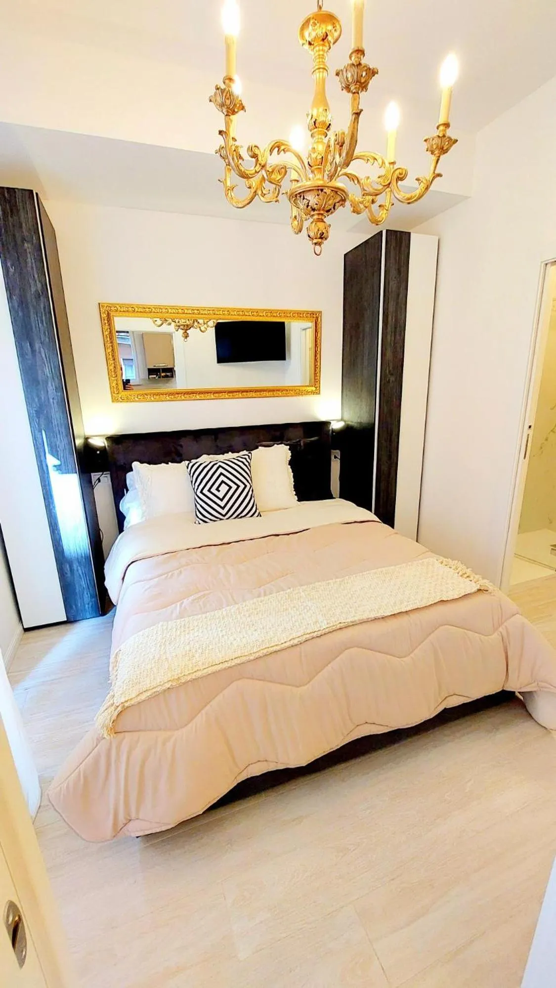 Piccolo Mondo Verona 'Deluxe Suite & Rooms'