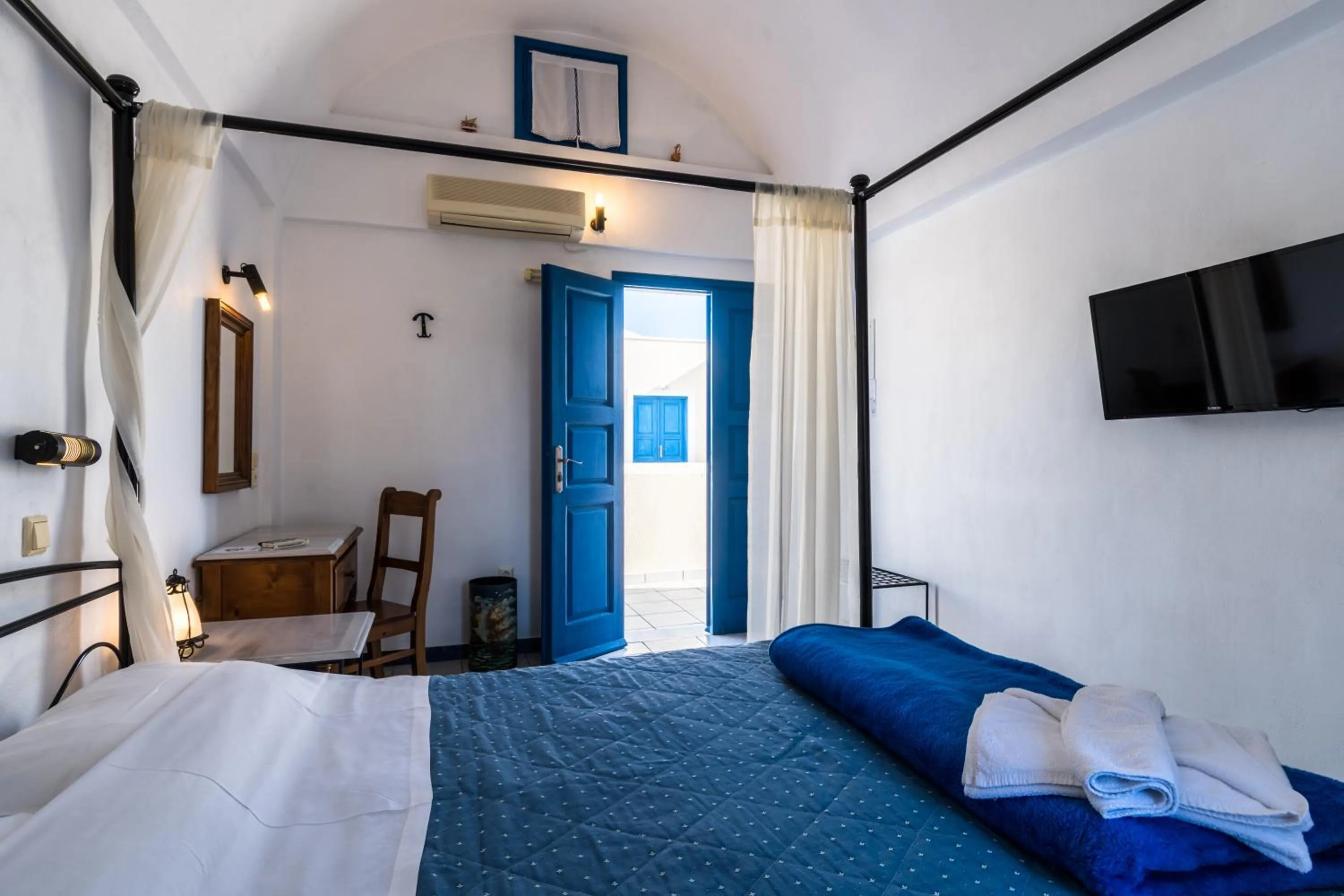 Standard Double Room in Irigeneia Hotel