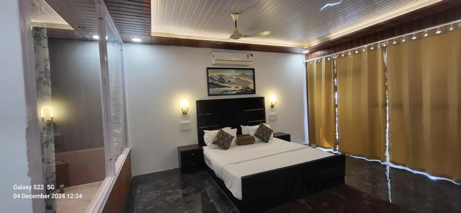 Bed in SUNBATH beach EXOTICA