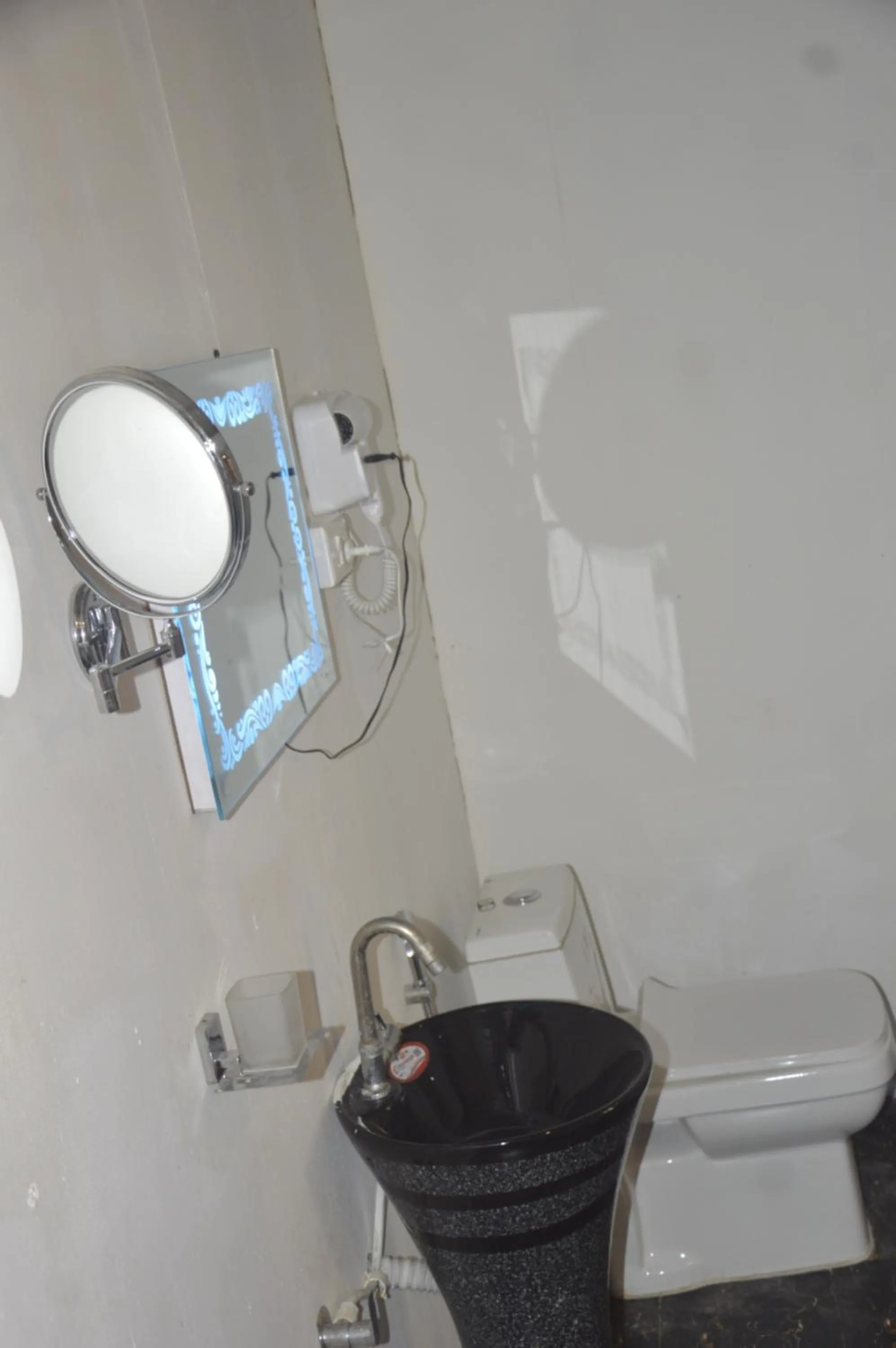 Toilet in SUNBATH beach EXOTICA