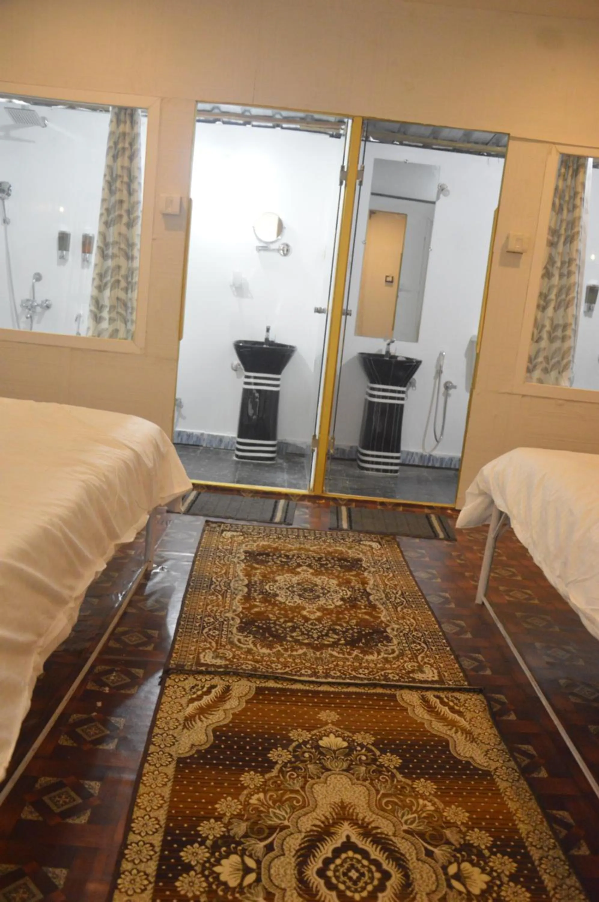 Bathroom in SUNBATH beach EXOTICA