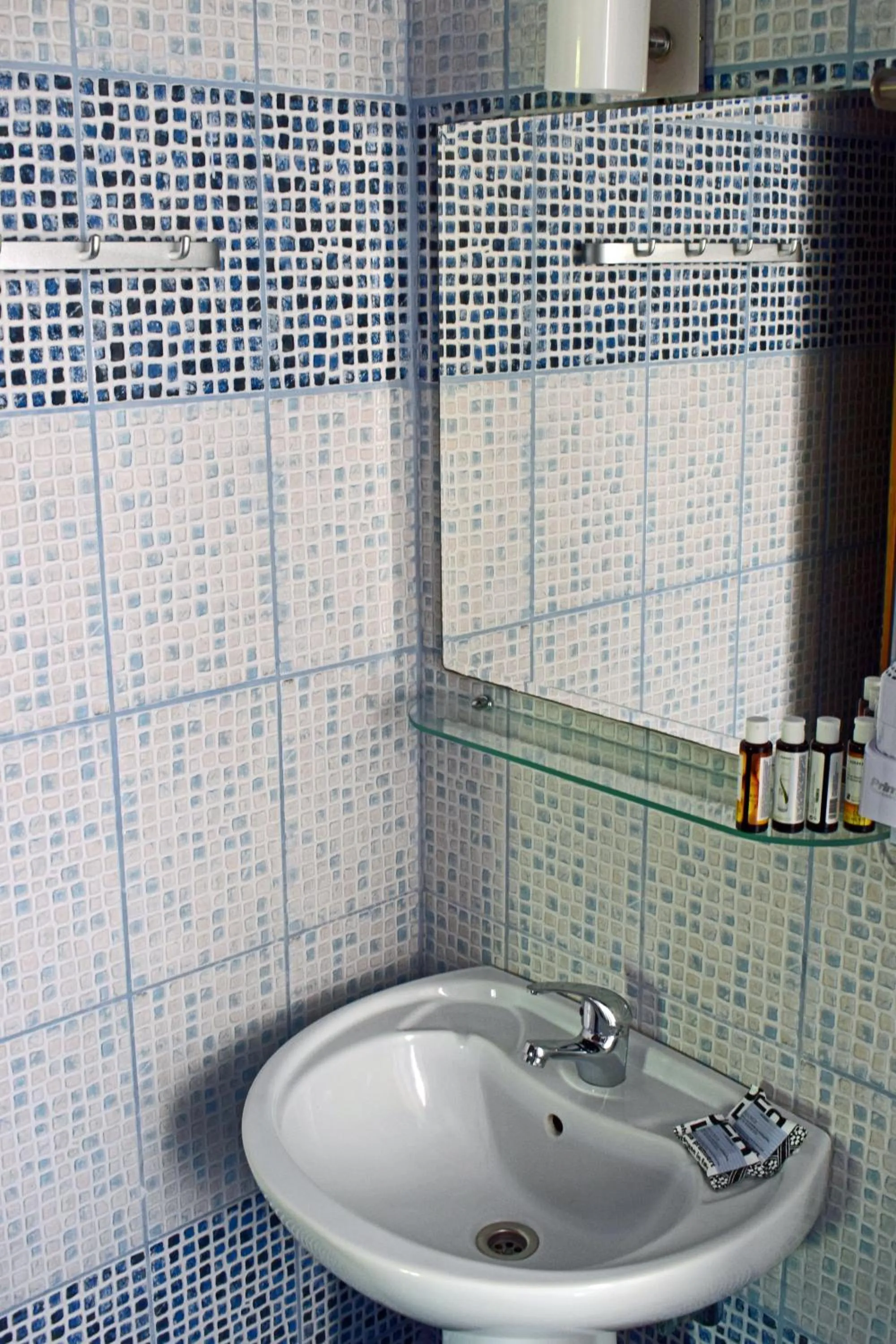 Bathroom in Ilios Studios