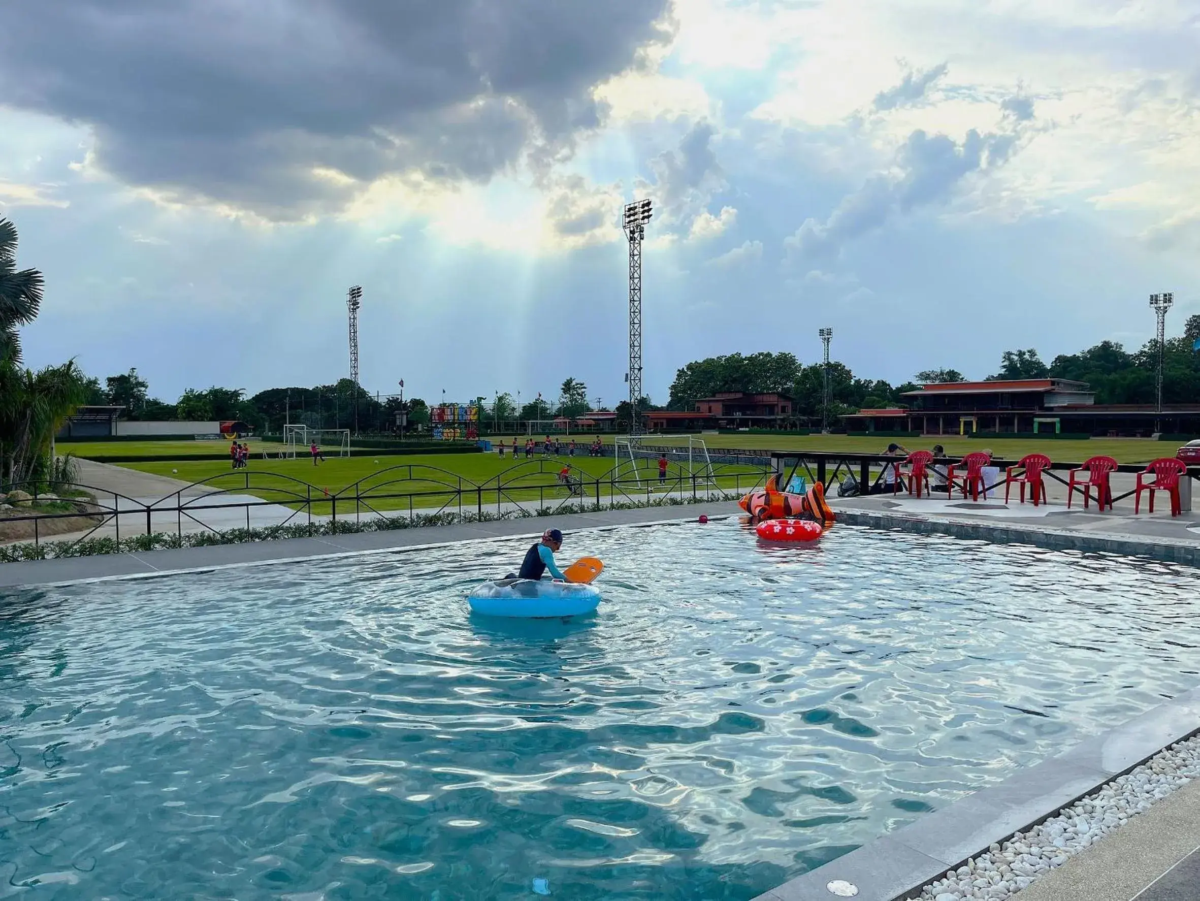 Pool view in Yaowarate Sport Club and Resort ไร่เยาวเรศ Pool view in Yaowarate Sport Club and Resort ไร่เยาวเรศ