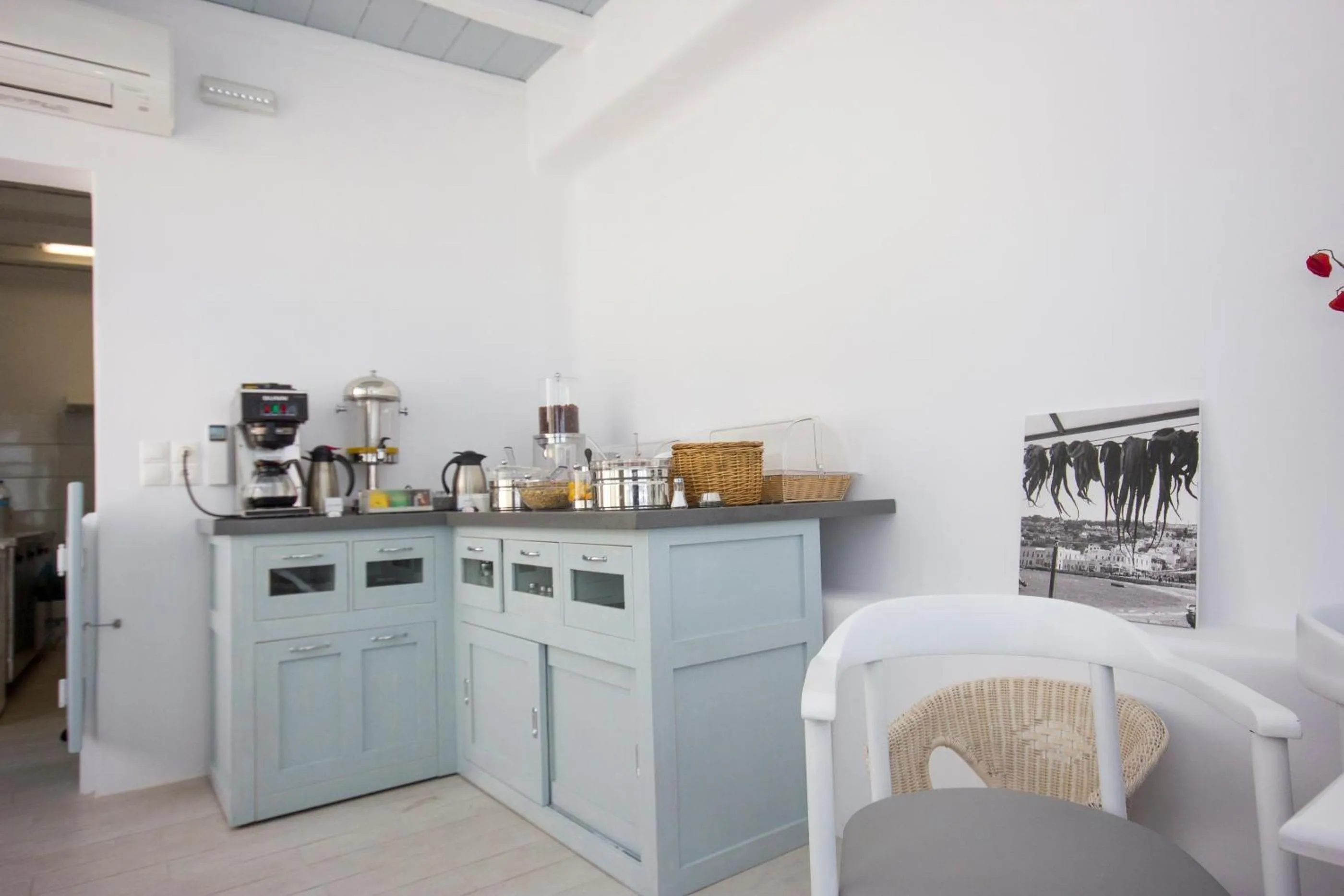 Restaurant/places to eat in Hotel Spanelis