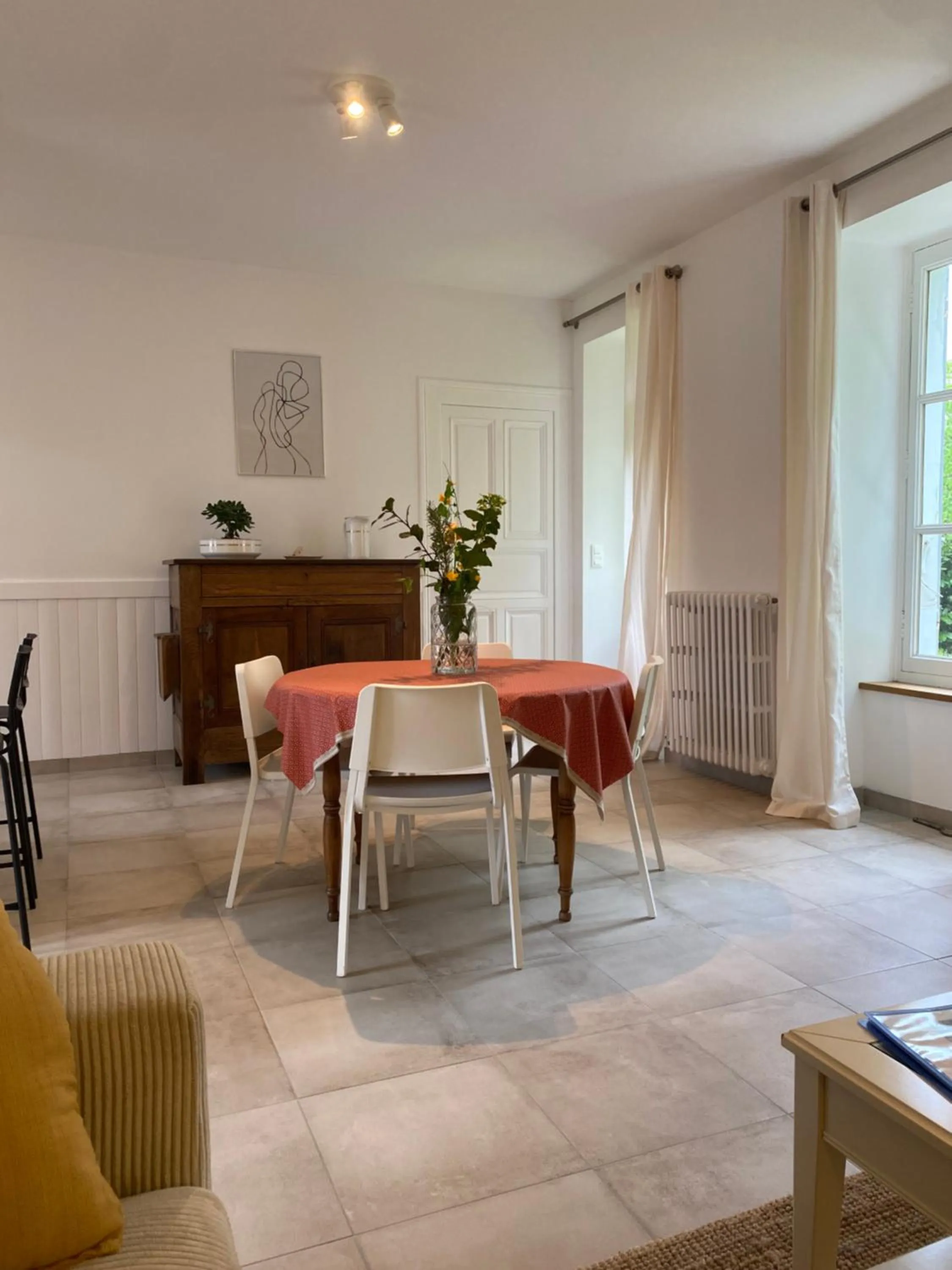 Dining area in Clos des Chardons - Le Jardin