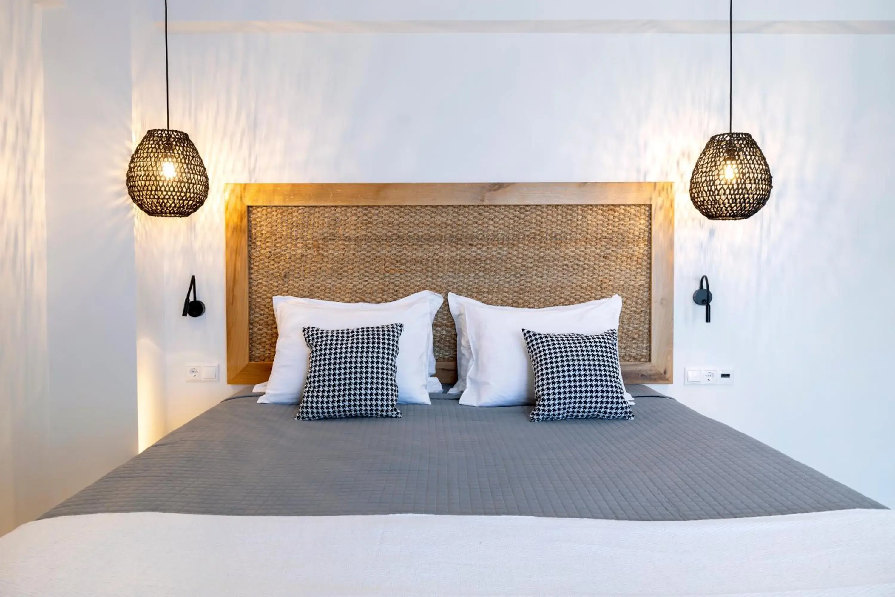 Bed in La Stella Suites Bed in La Stella Suites