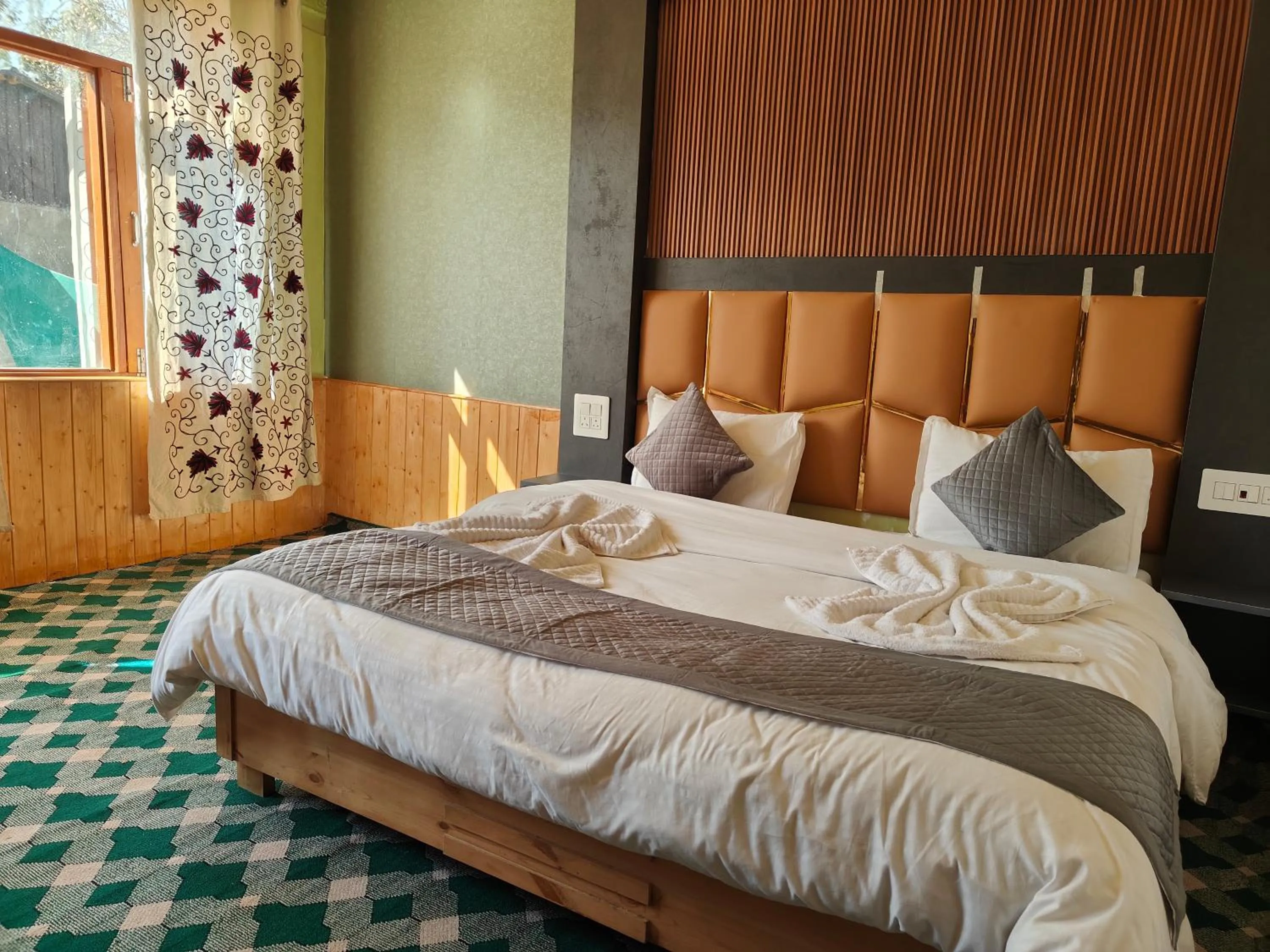 Bed in Gulsitara Resorts-Gulmarg