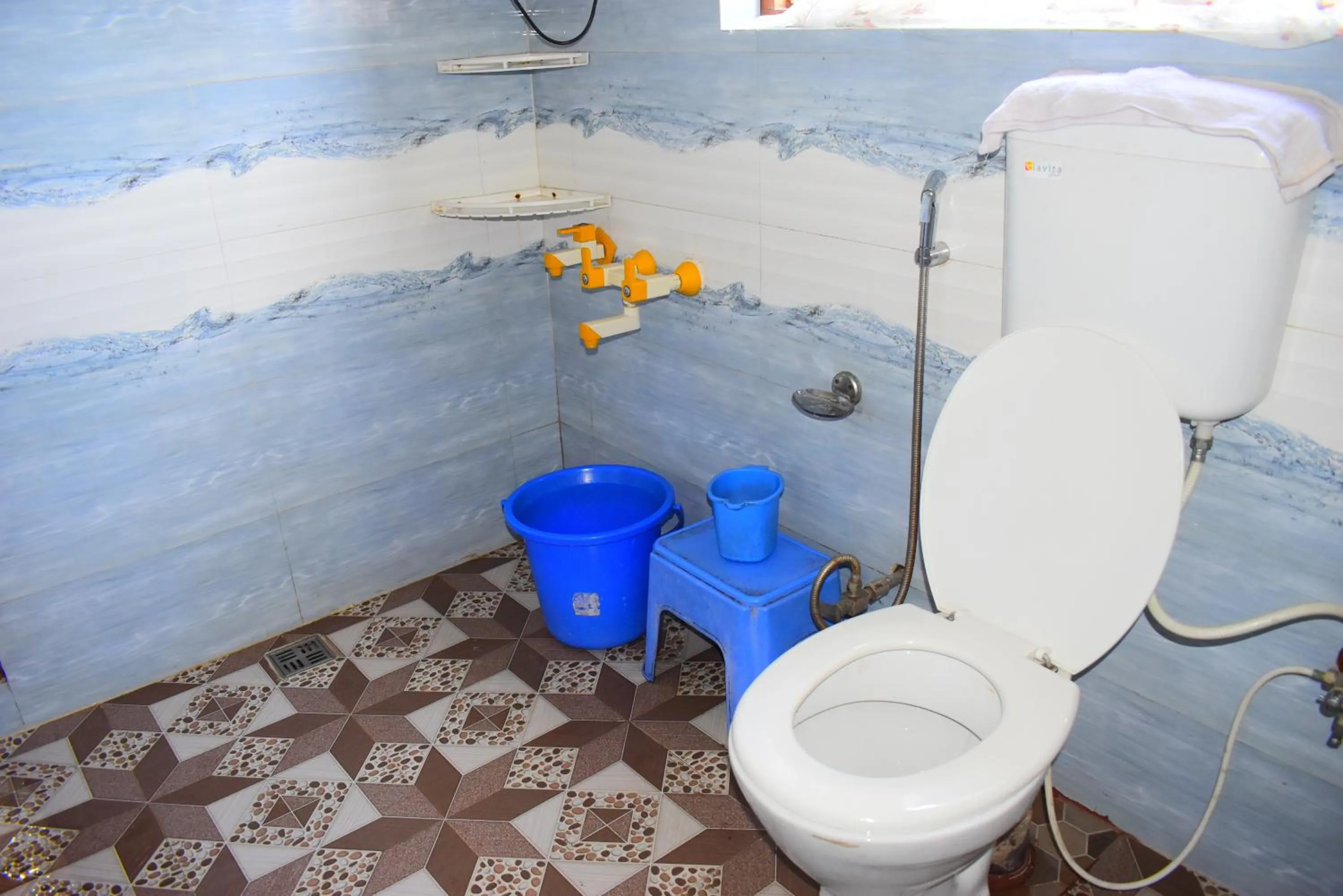 Toilet in Gulsitara Resorts-Gulmarg