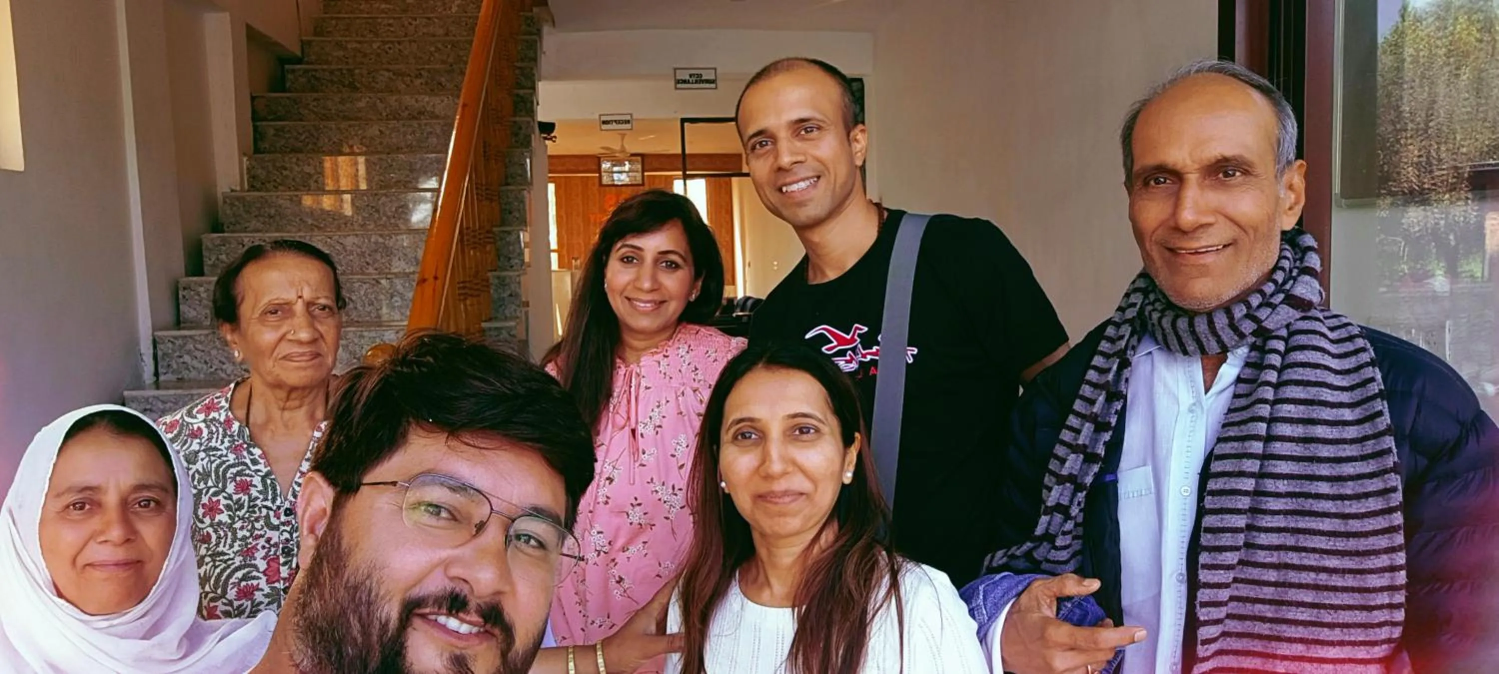 group of guests in Gulsitara Resorts-Gulmarg