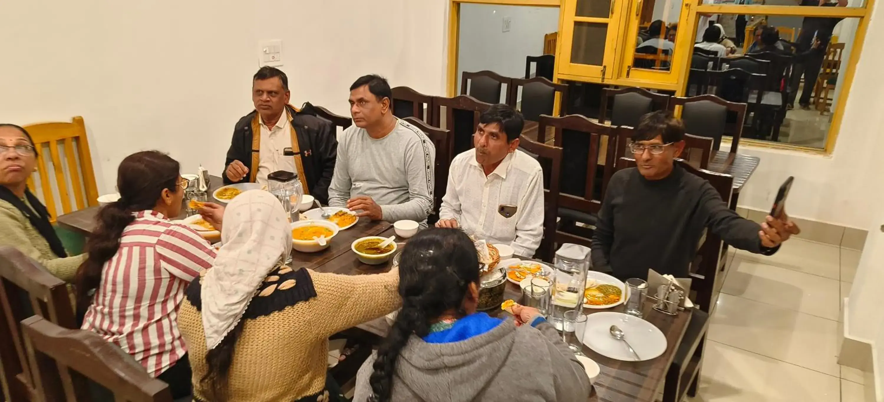 Restaurant/places to eat in Gulsitara Resorts-Gulmarg Restaurant/places to eat in Gulsitara Resorts-Gulmarg