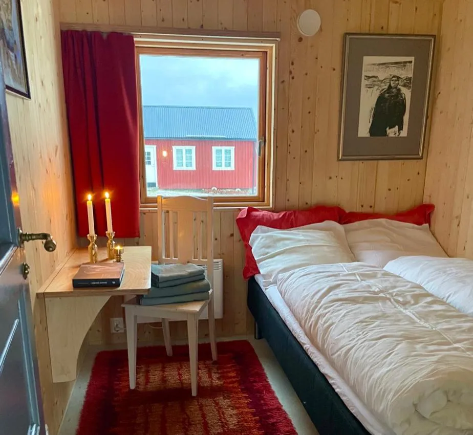 Bedroom, Bed in Villa Lofoten - Edvardbua
