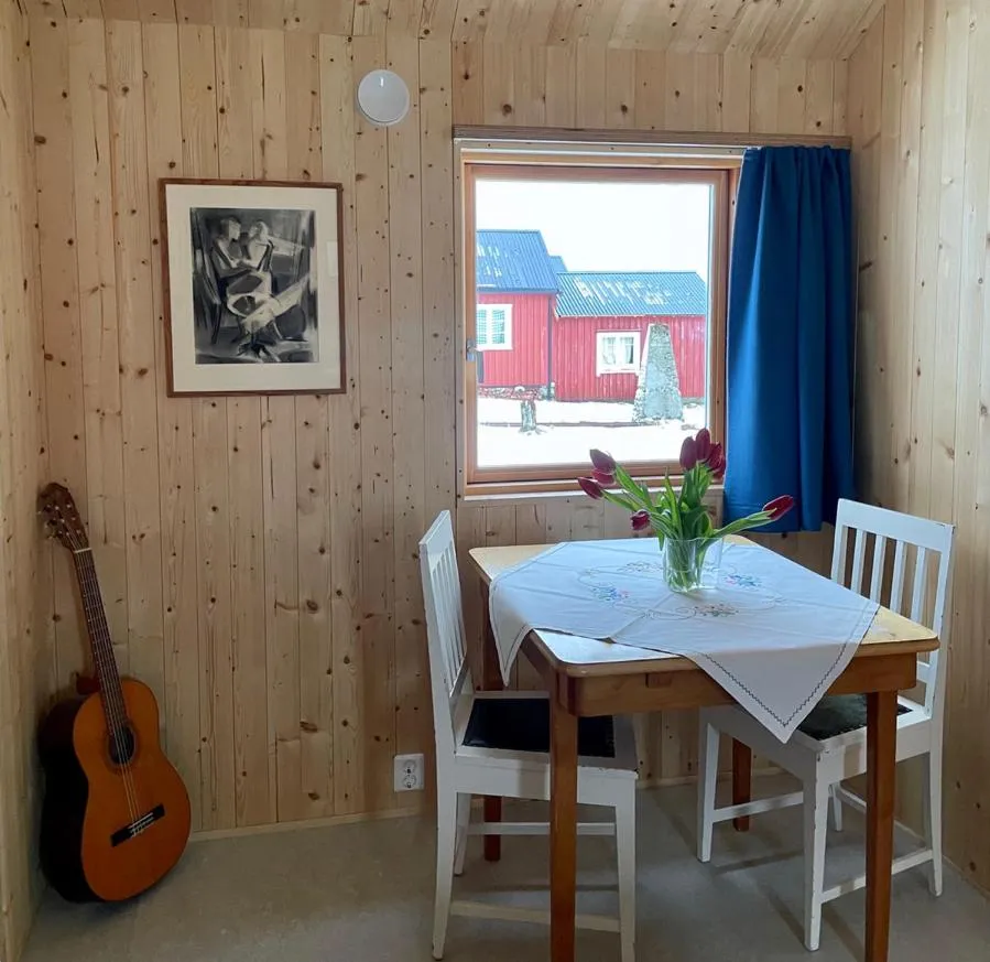 Dining area in Villa Lofoten - Edvardbua