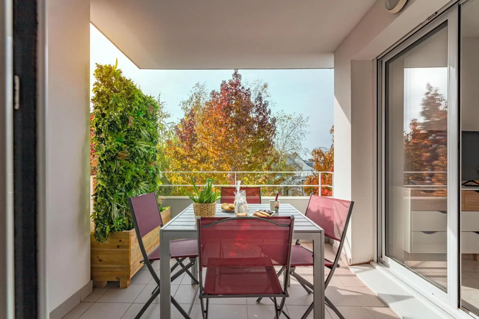 Appart cosy avec grand balcon et parking privatif Appart cosy avec grand balcon et parking privatif