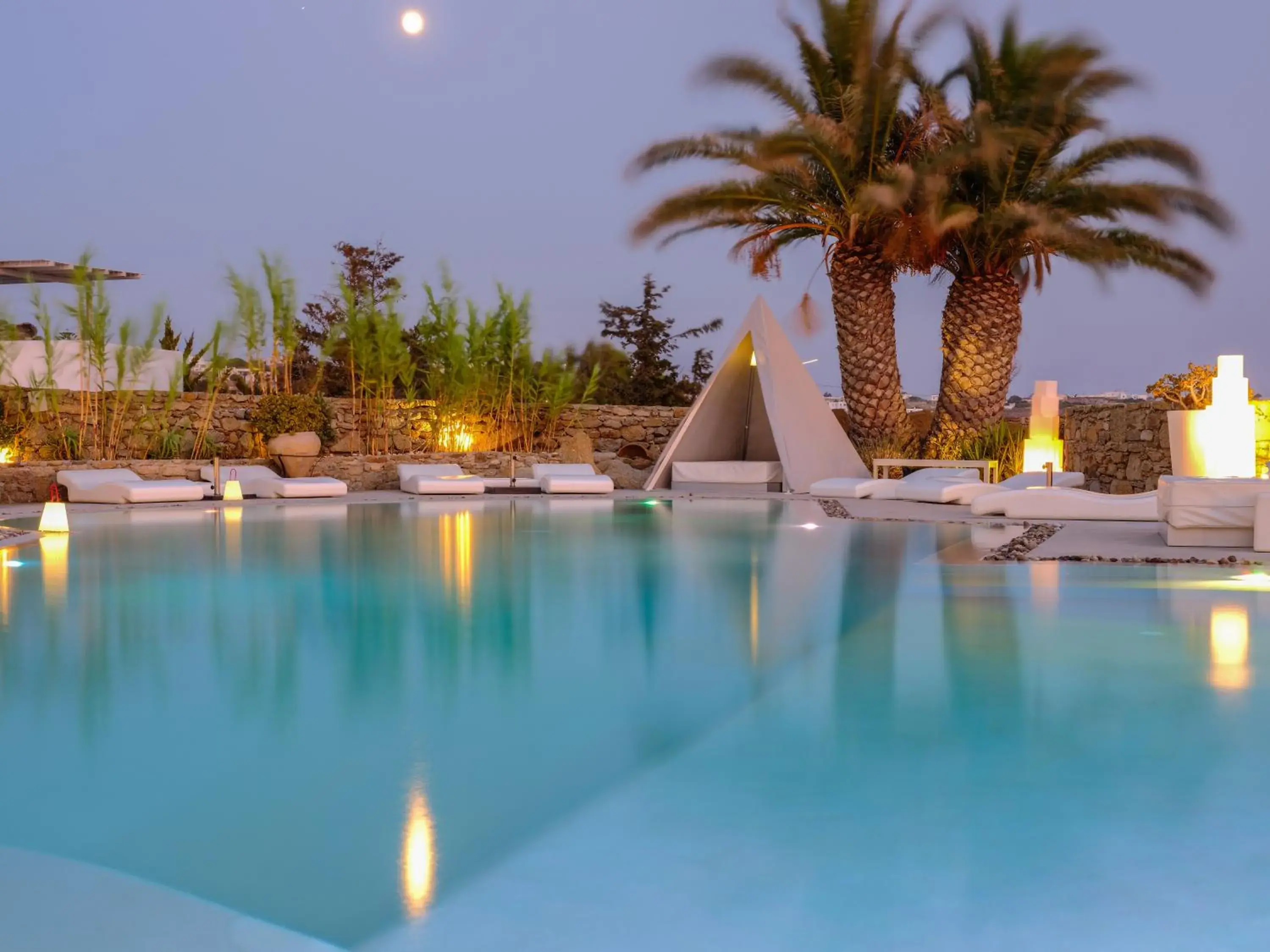Restaurant/places to eat in Ostraco Suites Restaurant/places to eat in Ostraco Suites