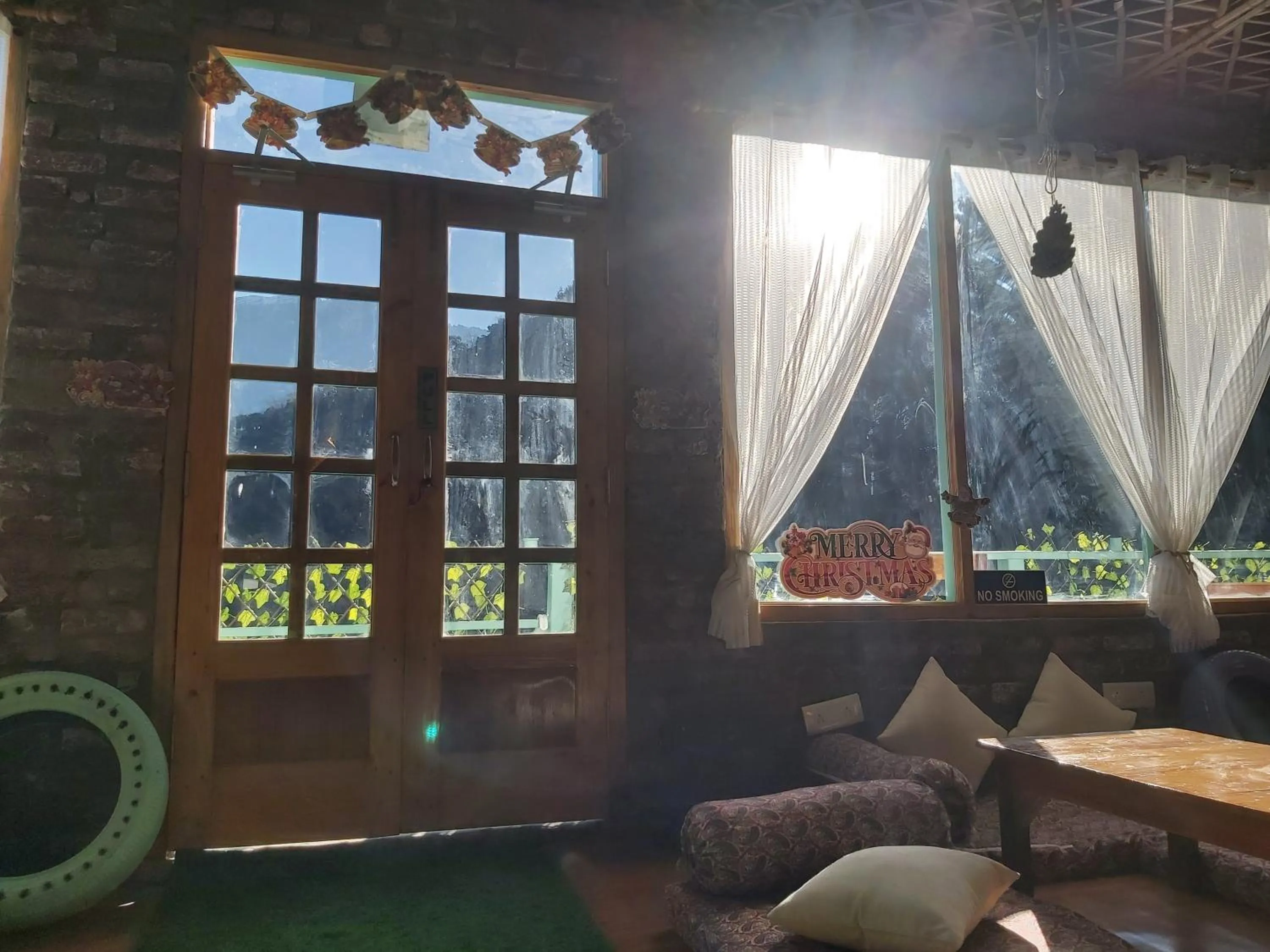 Restaurant/places to eat in The Bunker House