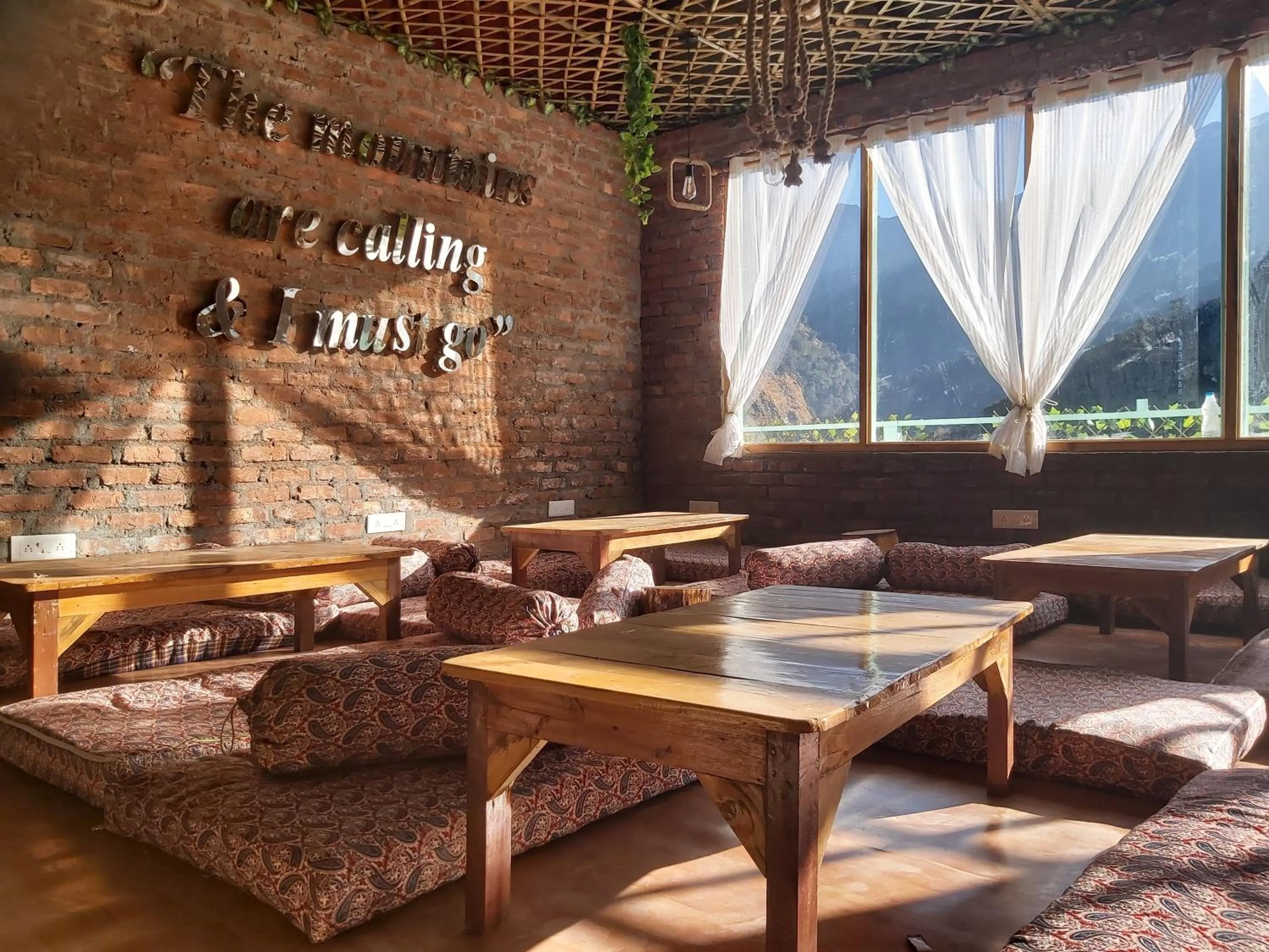 Restaurant/places to eat in The Bunker House