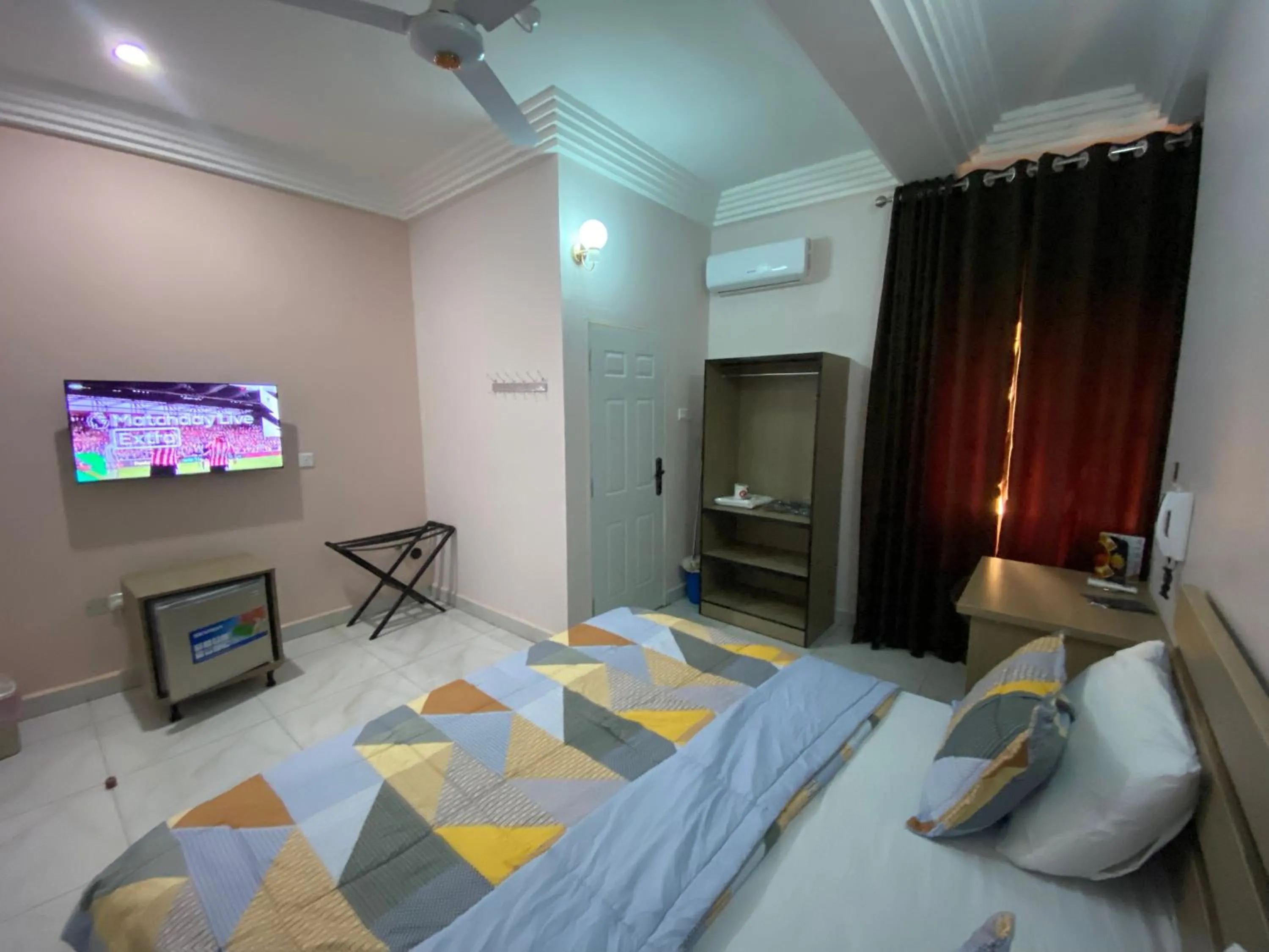 Bed in C7 Hazelwood Residence & Suites