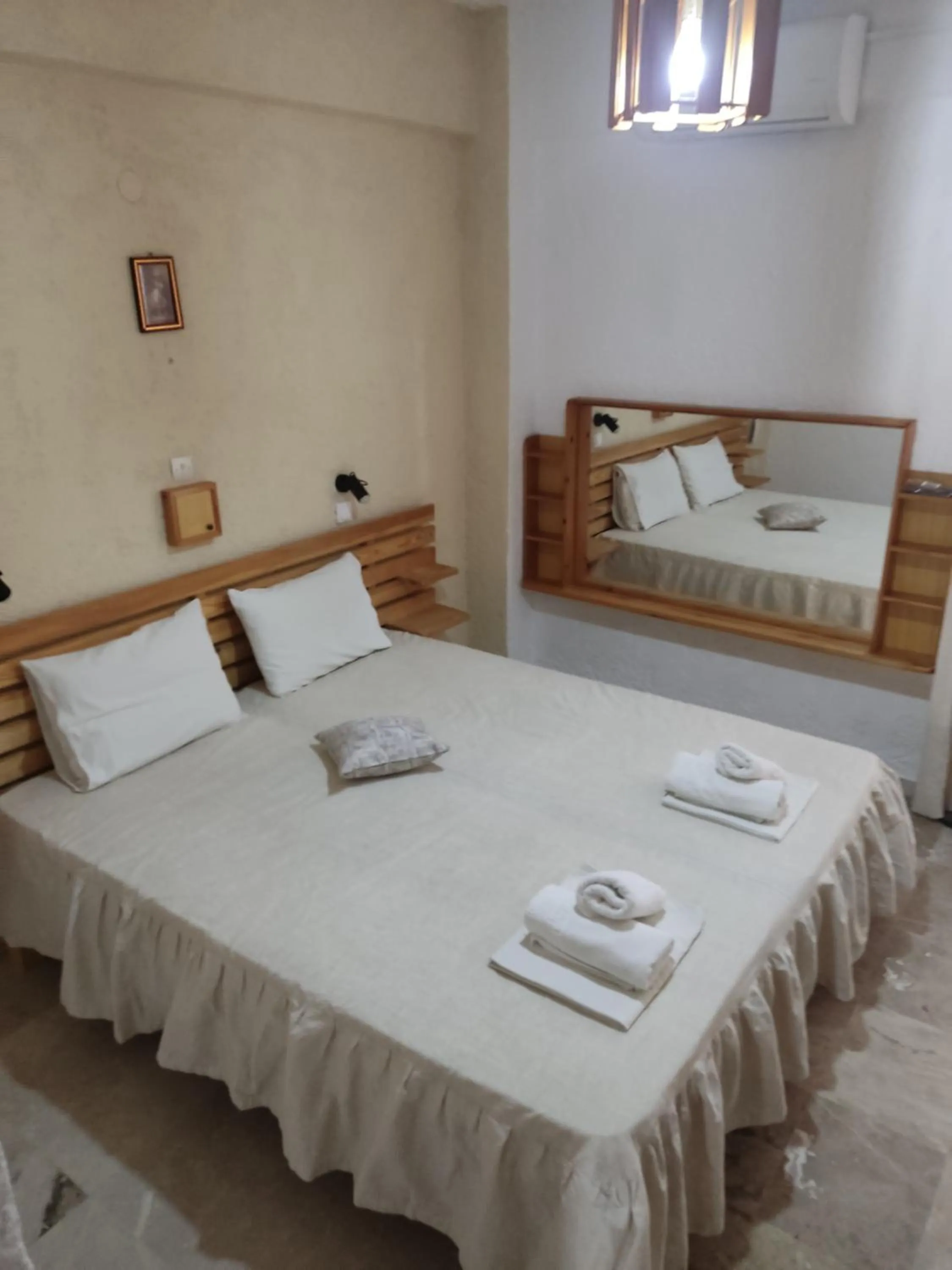 Bed in Kissandros Hotel