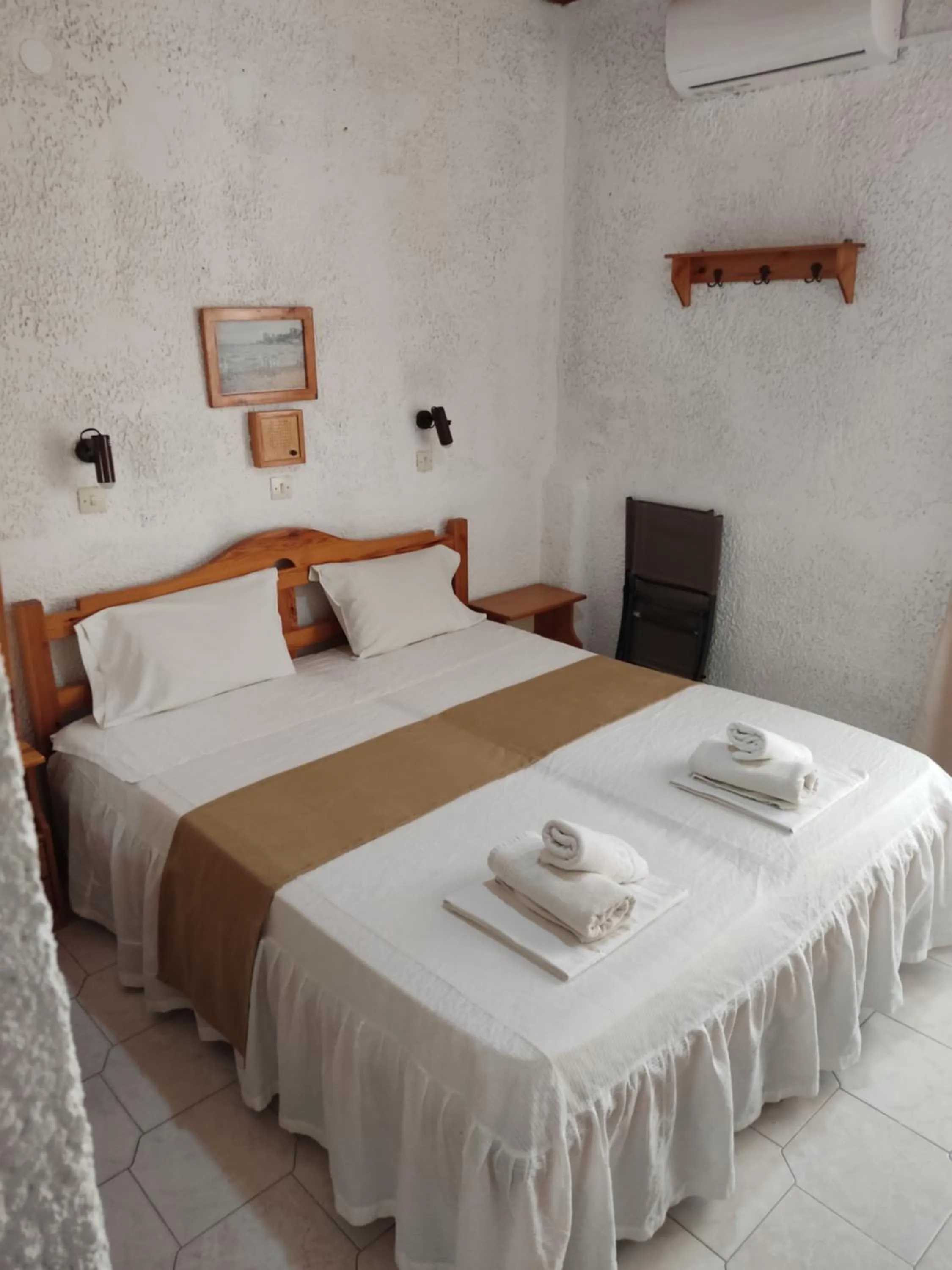 Bed in Kissandros Hotel