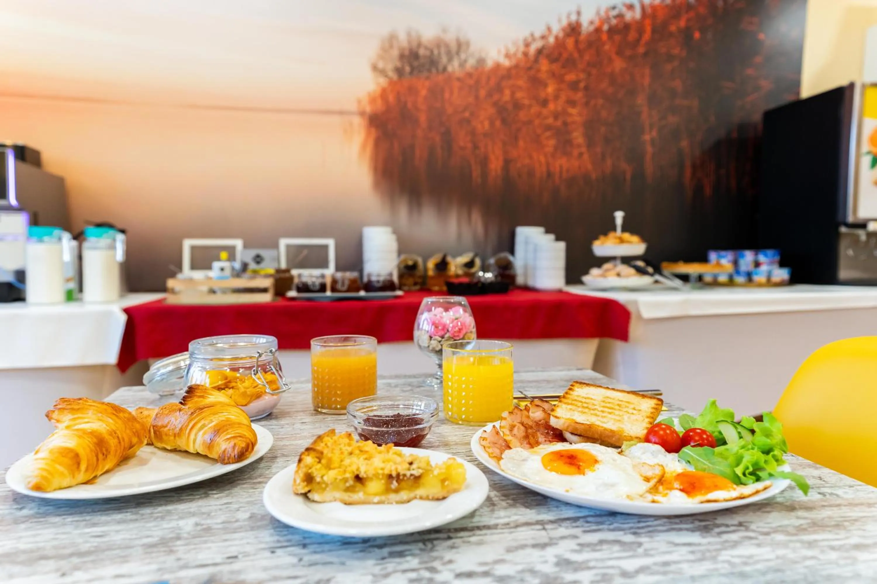 Buffet breakfast in Colors Holiday Hotel