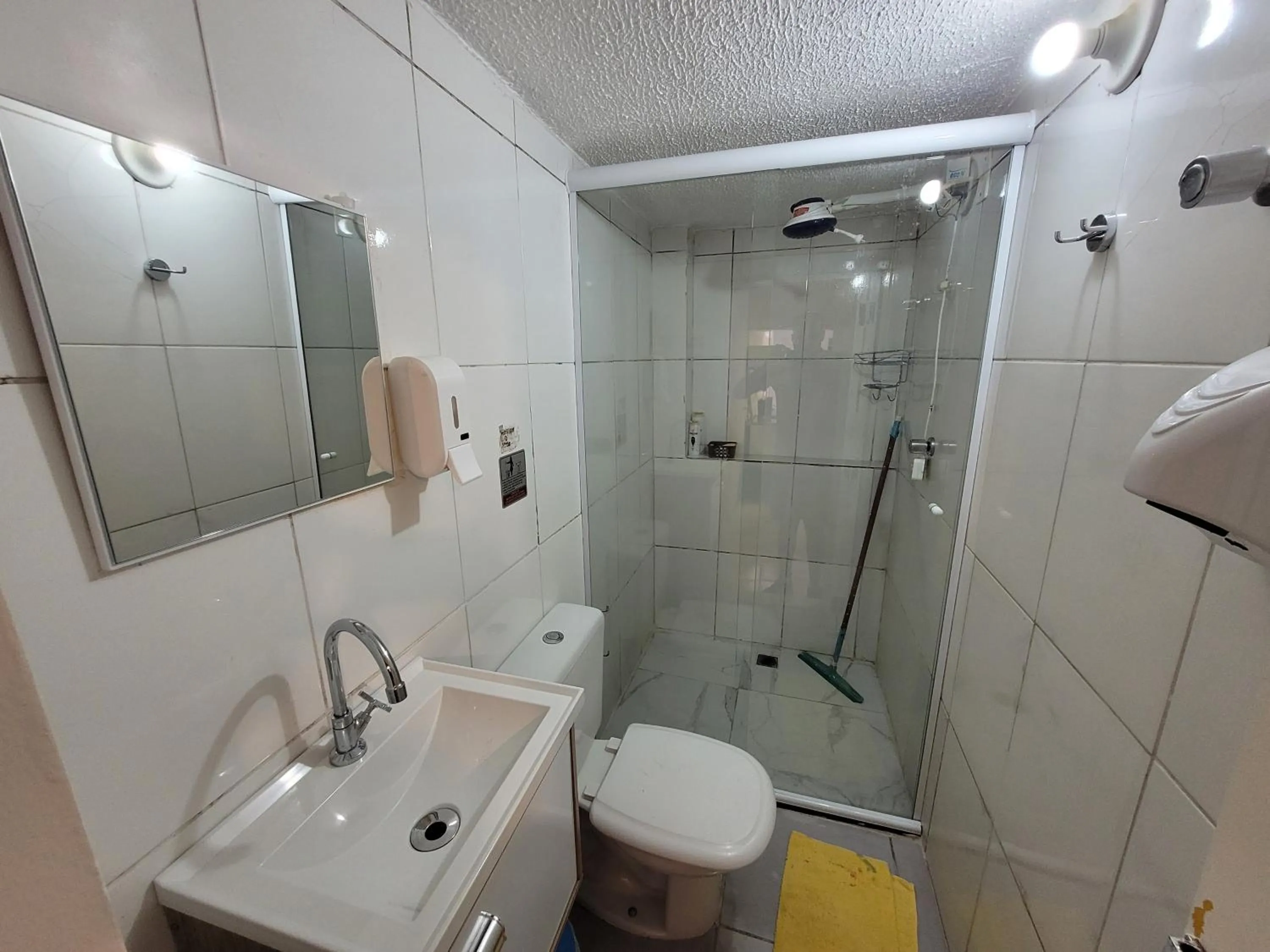 Shower in Self Hostel