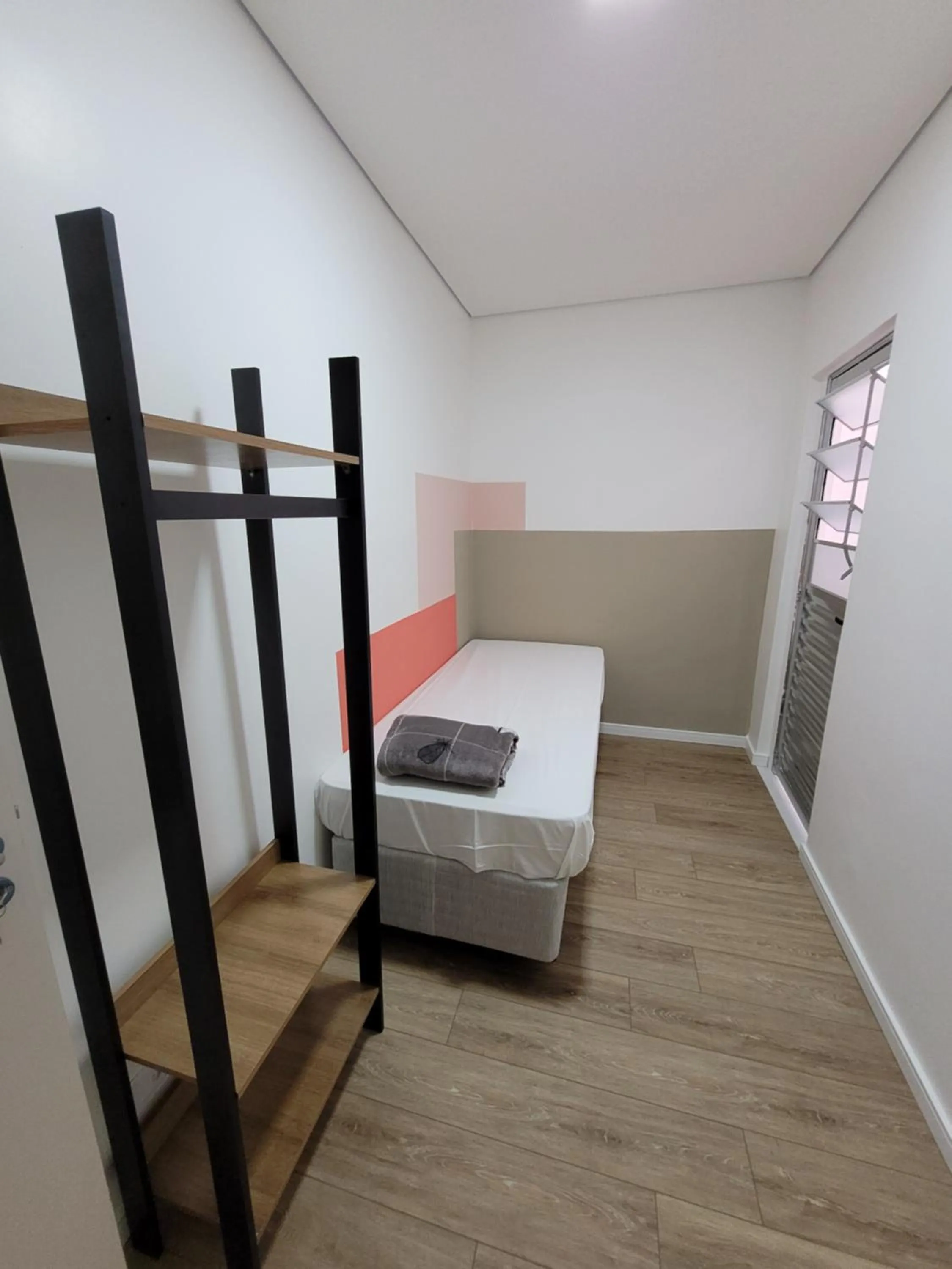 Bed in Self Hostel