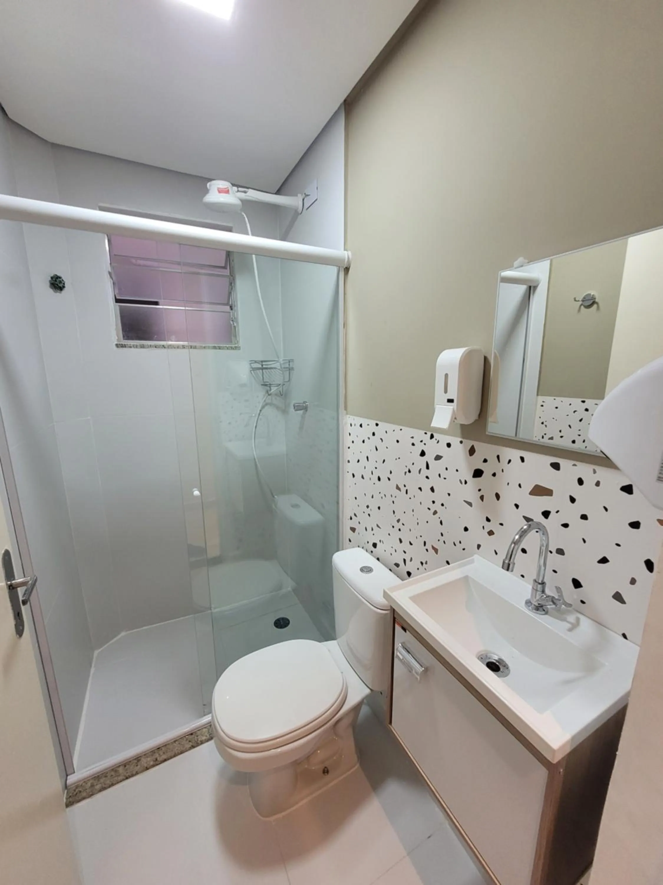 Shower in Self Hostel