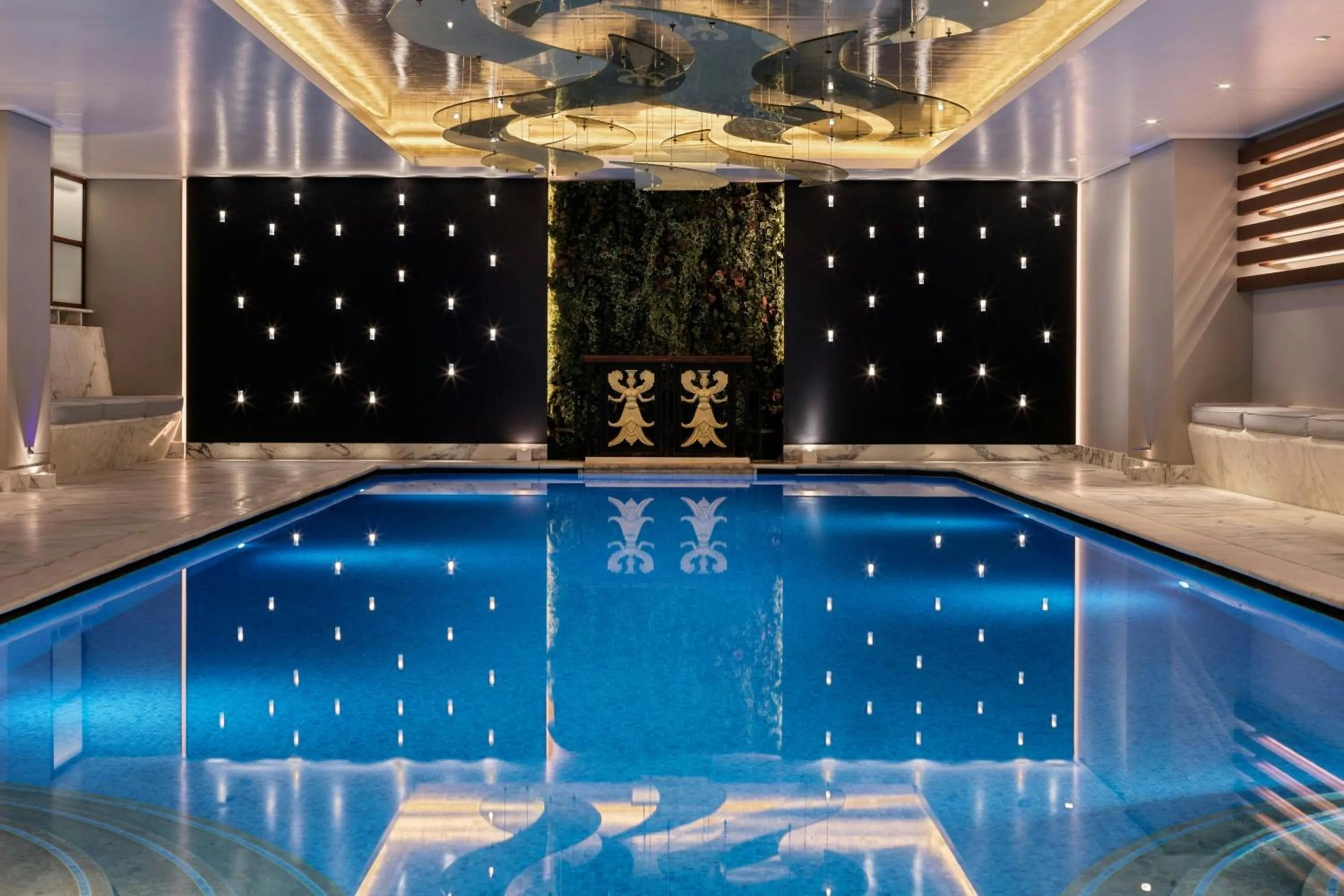 Swimming pool in Hotel Grande Bretagne, a Luxury Collection Hotel, Athens