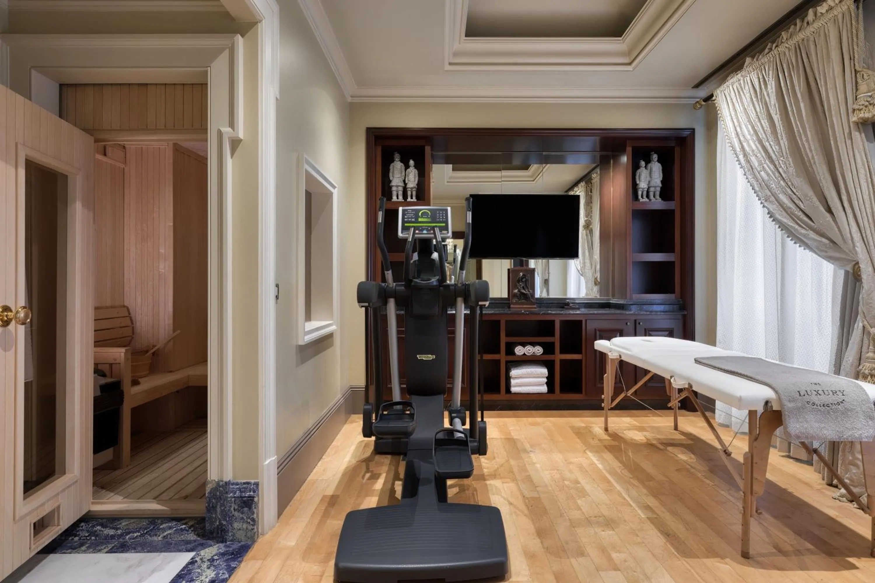 Photo of the whole room in Hotel Grande Bretagne, a Luxury Collection Hotel, Athens