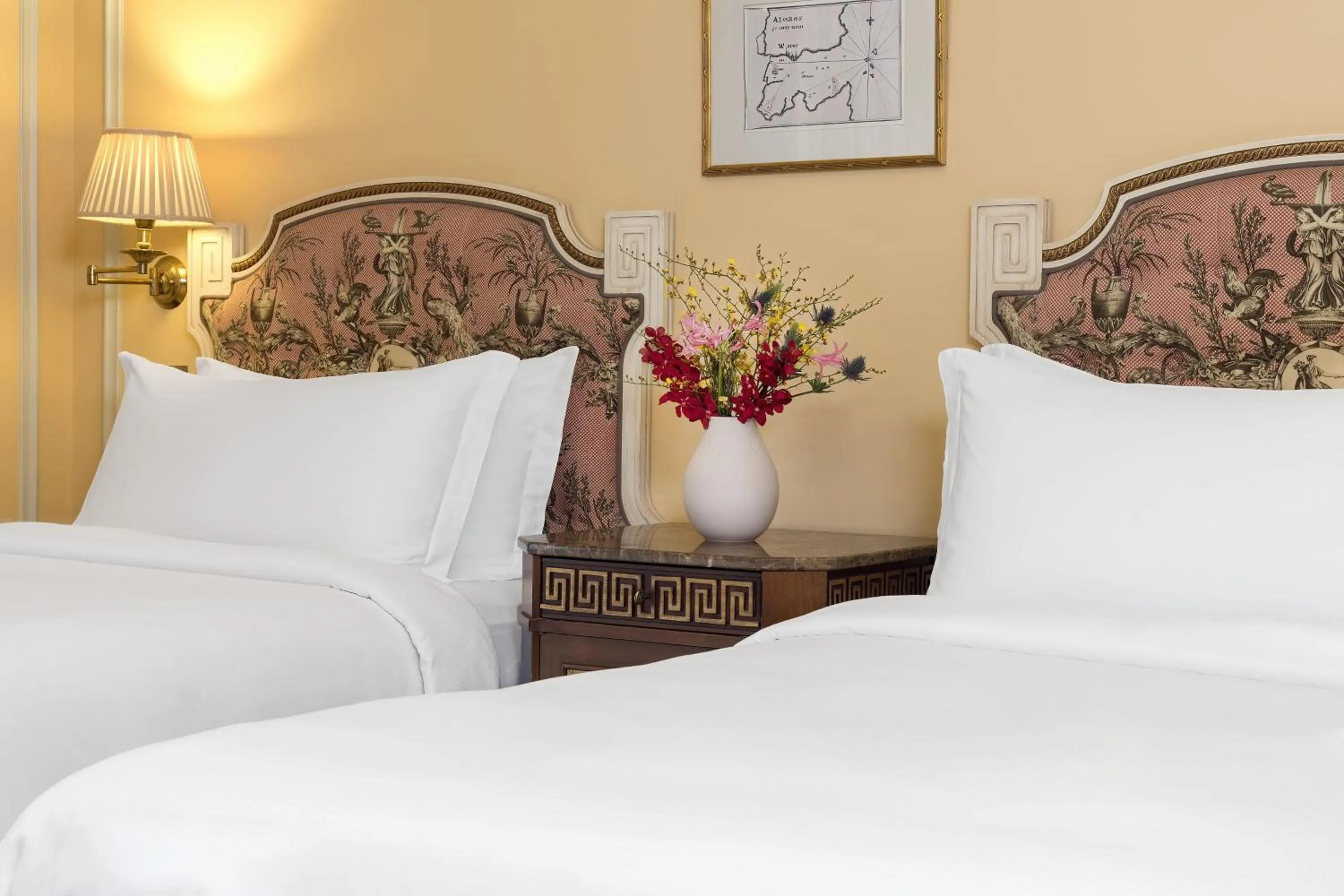 Photo of the whole room, Bed in Hotel Grande Bretagne, a Luxury Collection Hotel, Athens