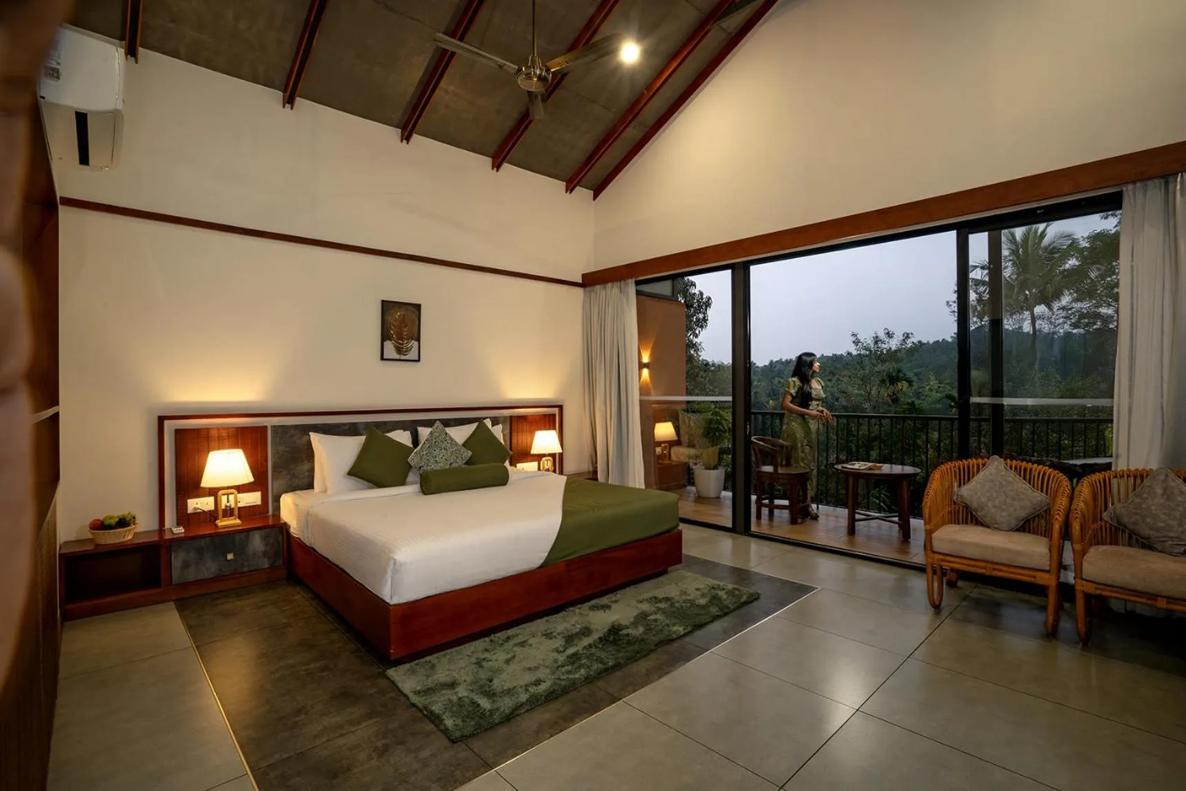 Bed in Crystal Kuruva Nature Resort & Spa