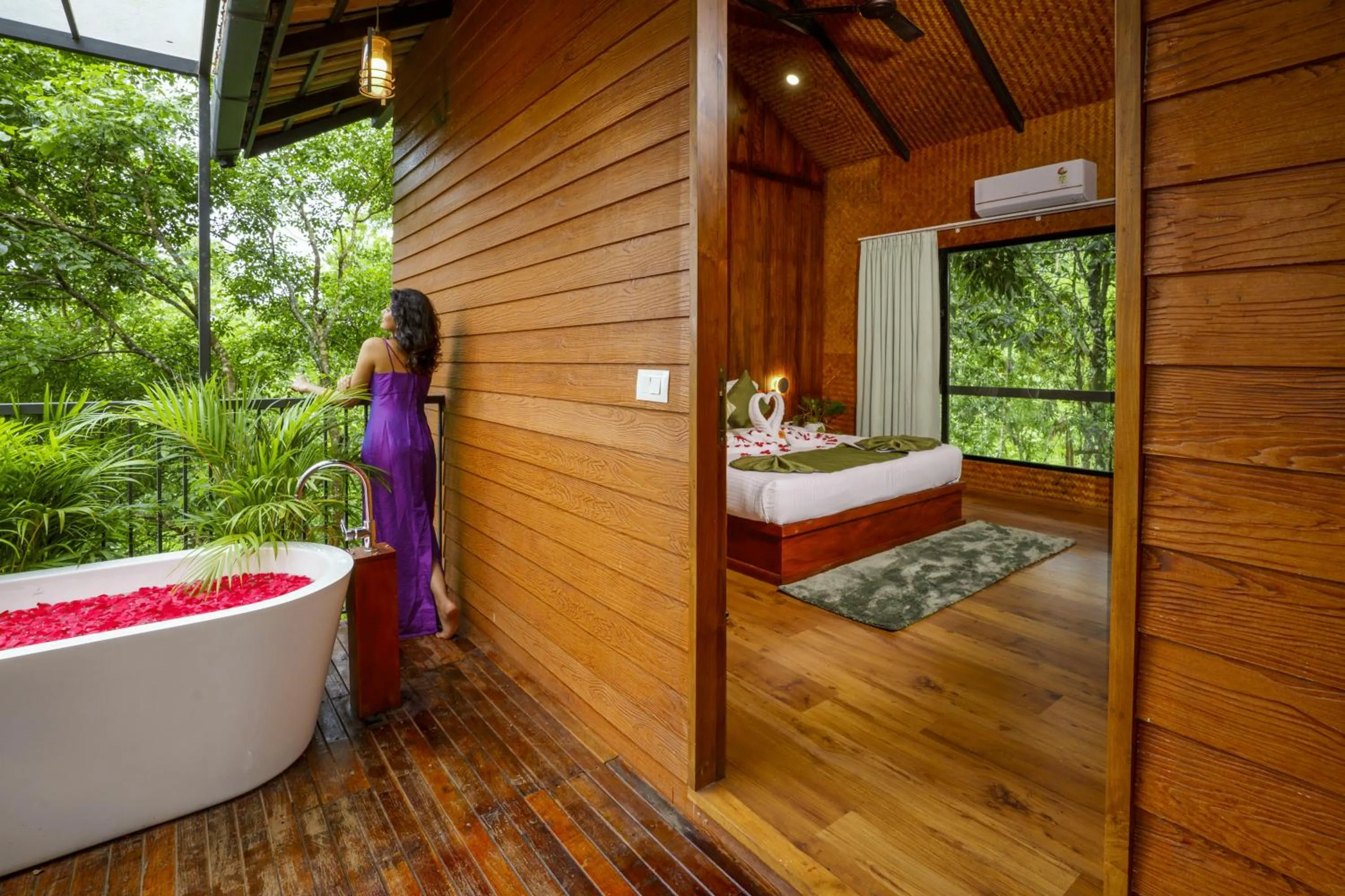 Facade/entrance in Crystal Kuruva Nature Resort & Spa