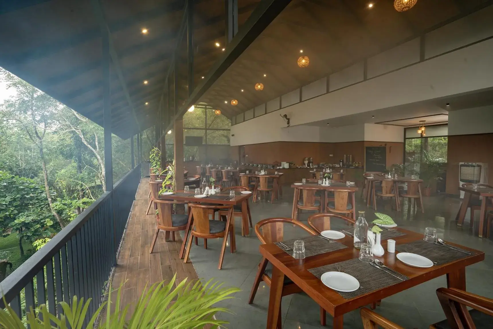 Restaurant/places to eat in Crystal Kuruva Nature Resort & Spa Restaurant/places to eat in Crystal Kuruva Nature Resort & Spa